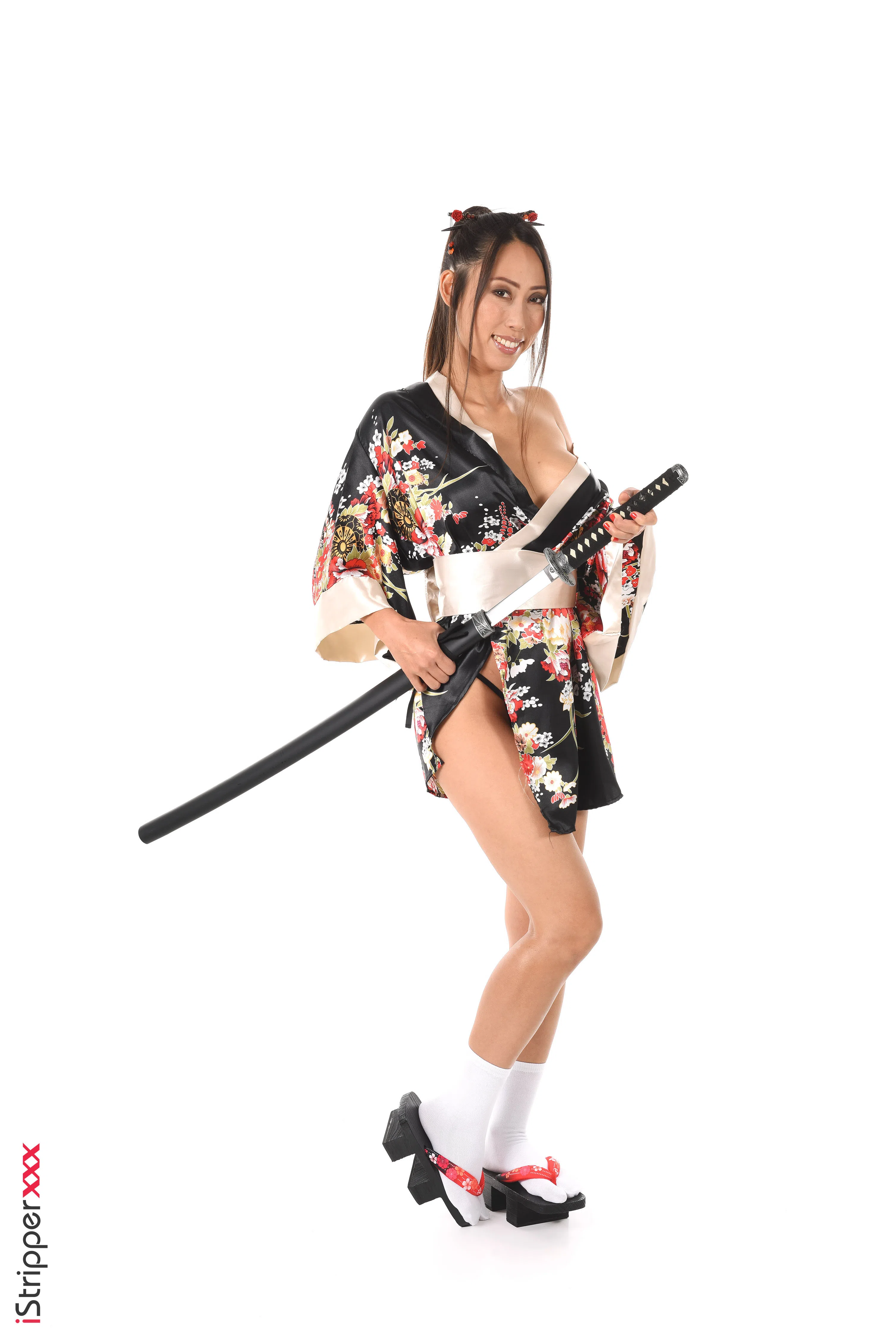 ayako-fuji-istripper-109717 Of Page 1-1.webp