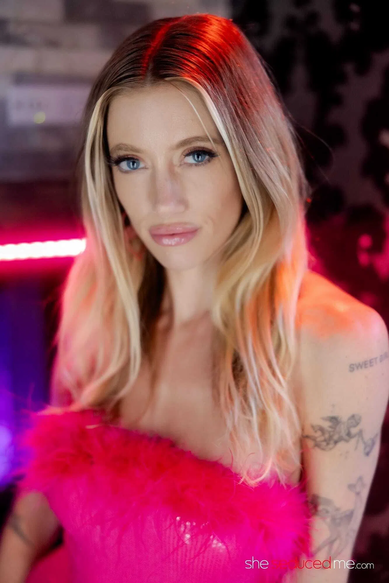 barbie-feels-serene-siren-she-seduced-me-155662 Of Page 1-3.webp