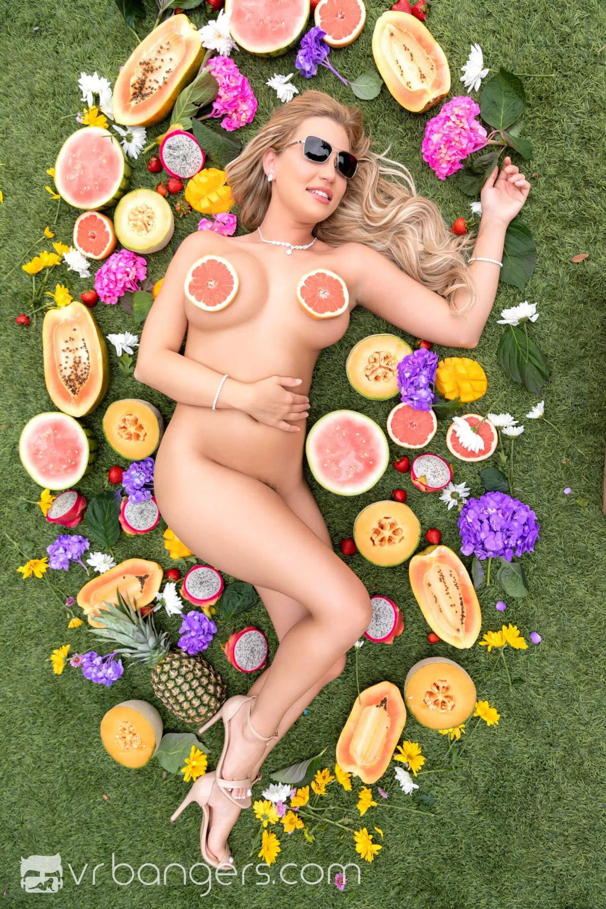 blake-blossom-vr-bangers-144172 Of Page 1-1.webp