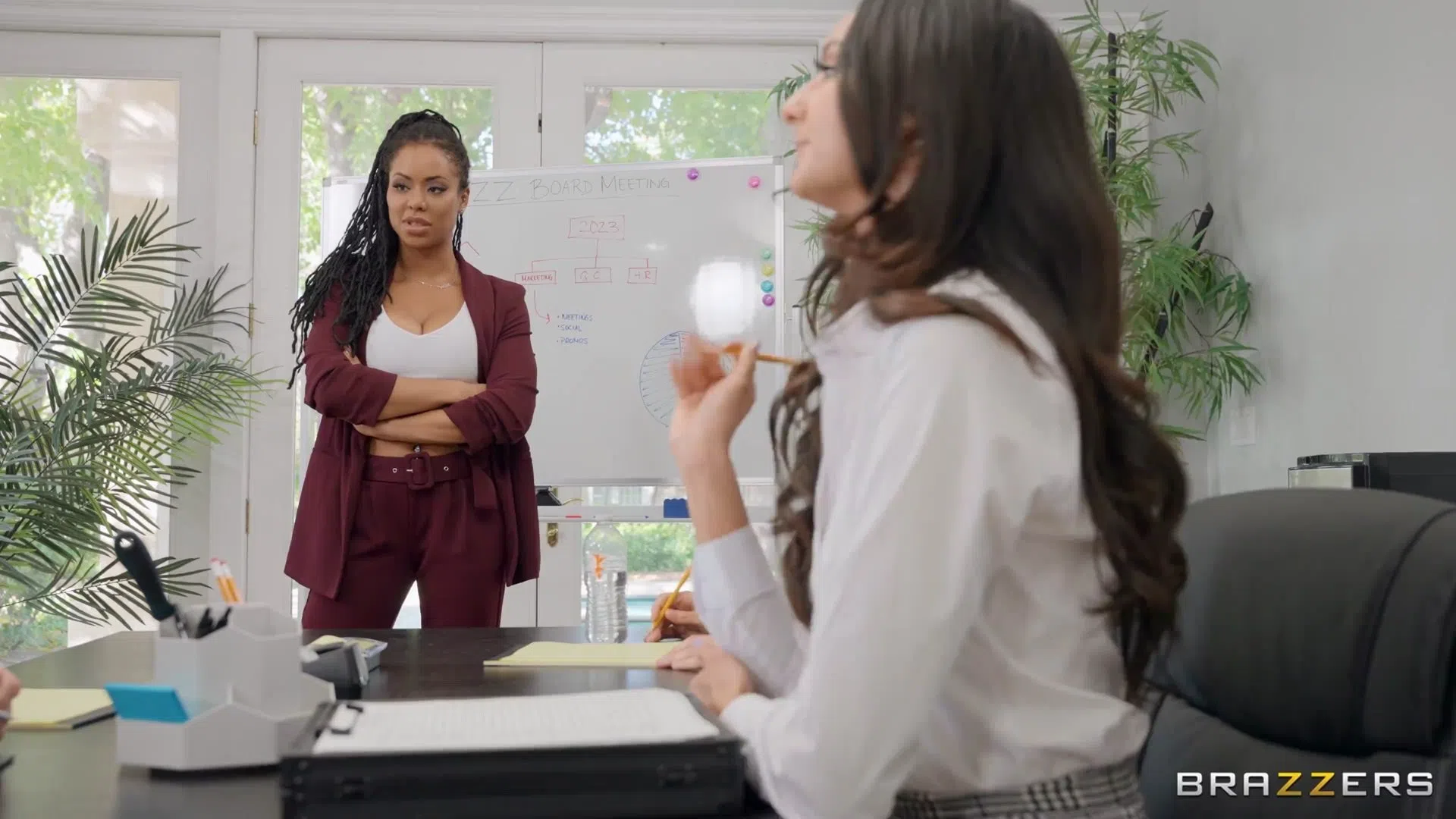 eliza-ibarra-kira-noir-brazzers-156092 Of Page 1-2.webp