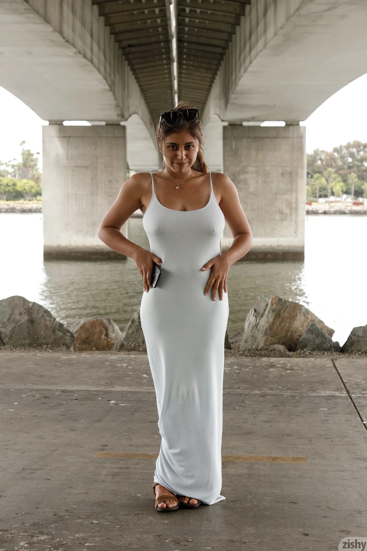 ella-knox-in-anchors-up-zishy-51252 Of Page 1-1.webp