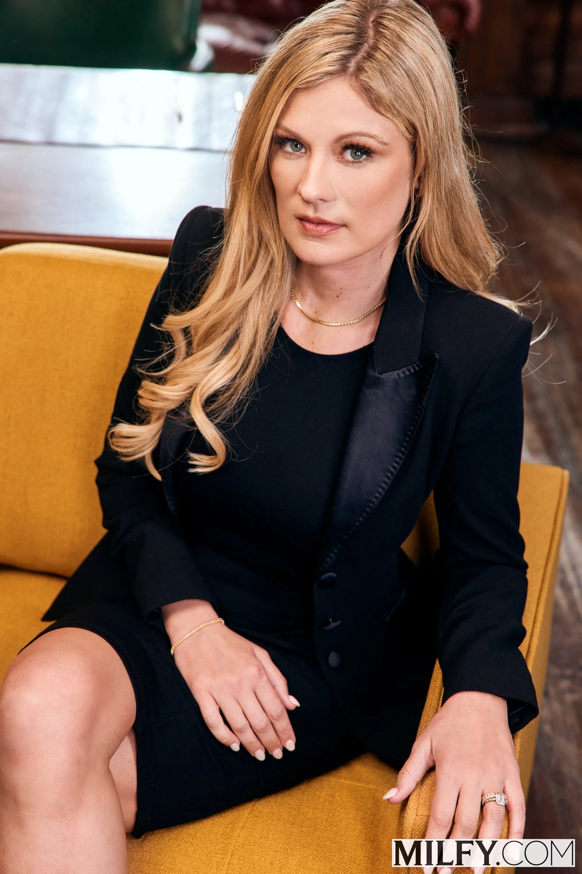ellie-tay-milfy-162433 Of Page 1-2.webp