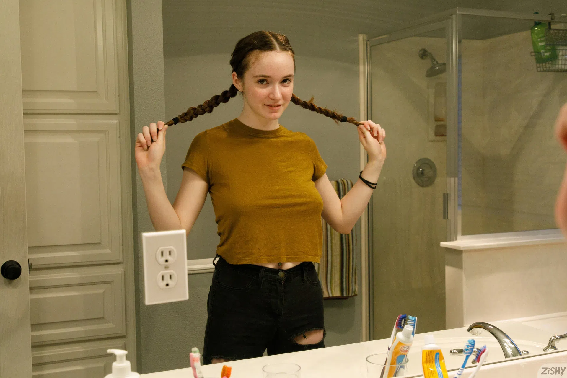 hazel-moore-in-the-burbs-i-zishy-103254 Of Page 2-6.webp