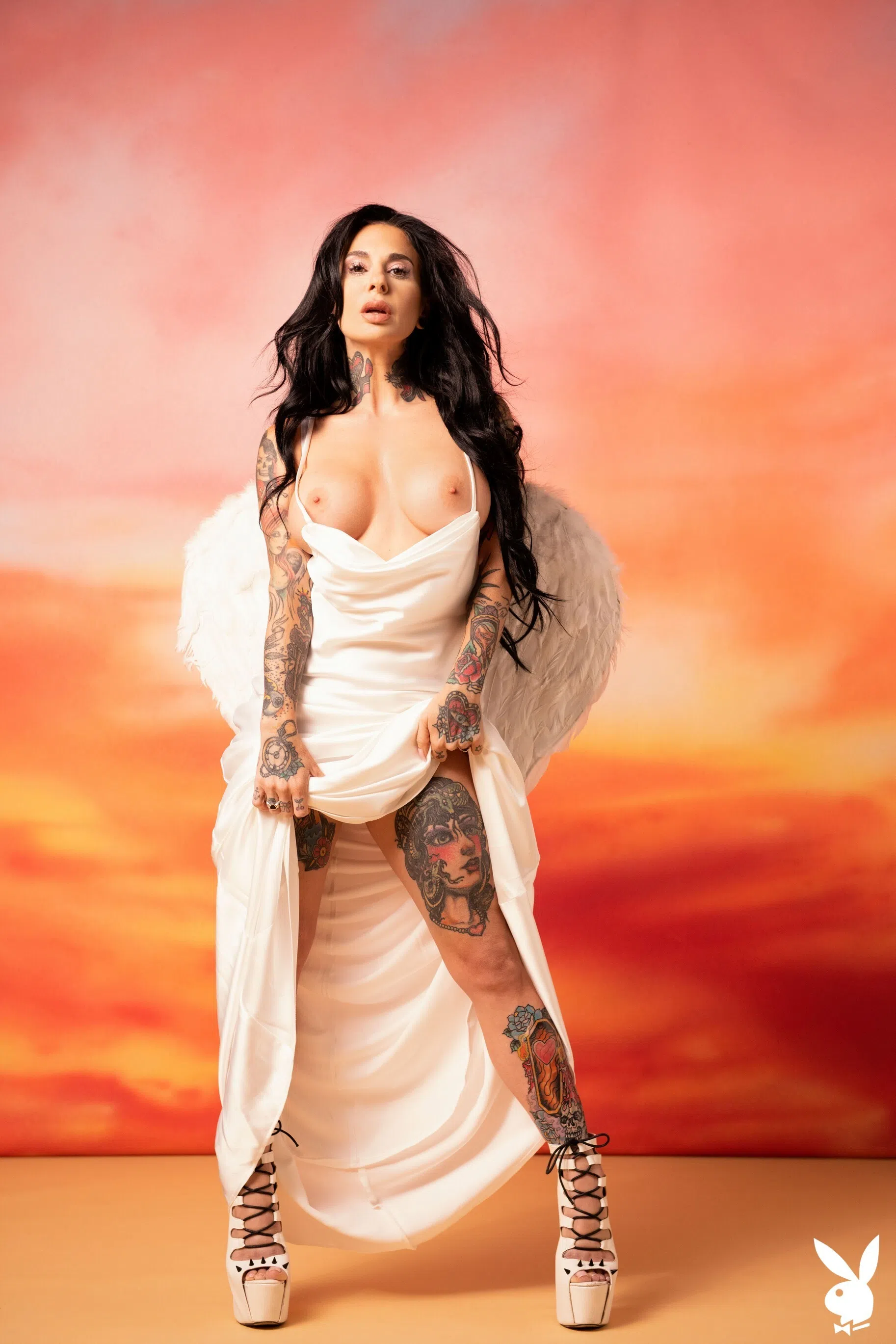 joanna-angel-playboy-plus-110562 Of Page 1-3.webp