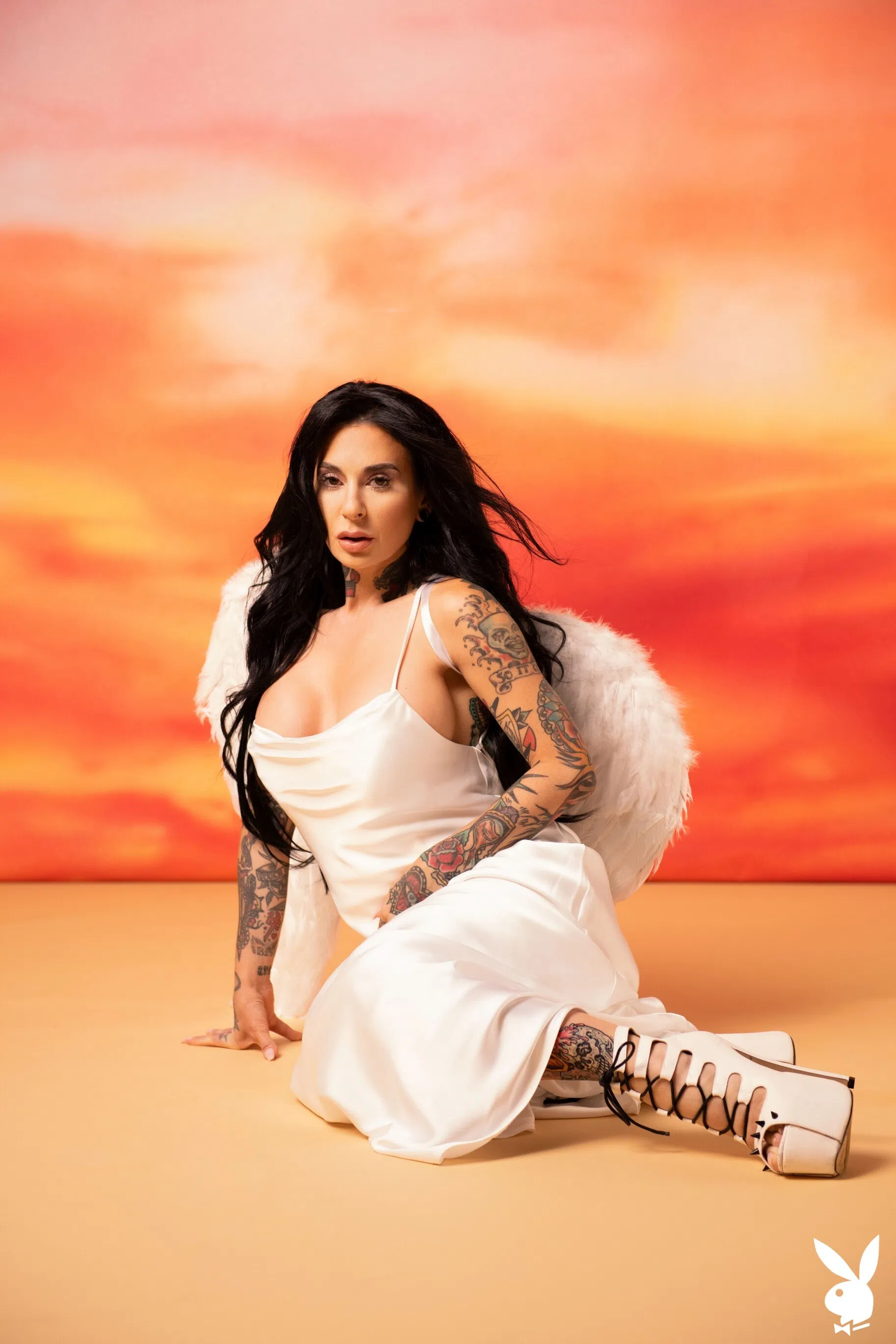joanna-angel-playboy-plus-110562 Of Page 1-4.webp