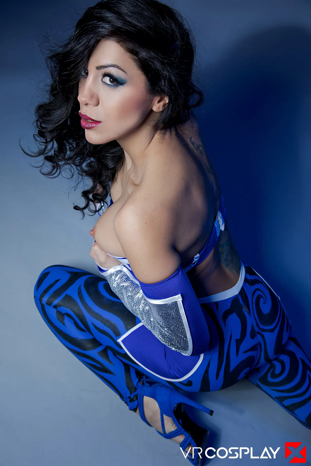 julia-de-lucia-vr-cosplay-57056 Of Page 3-11.webp
