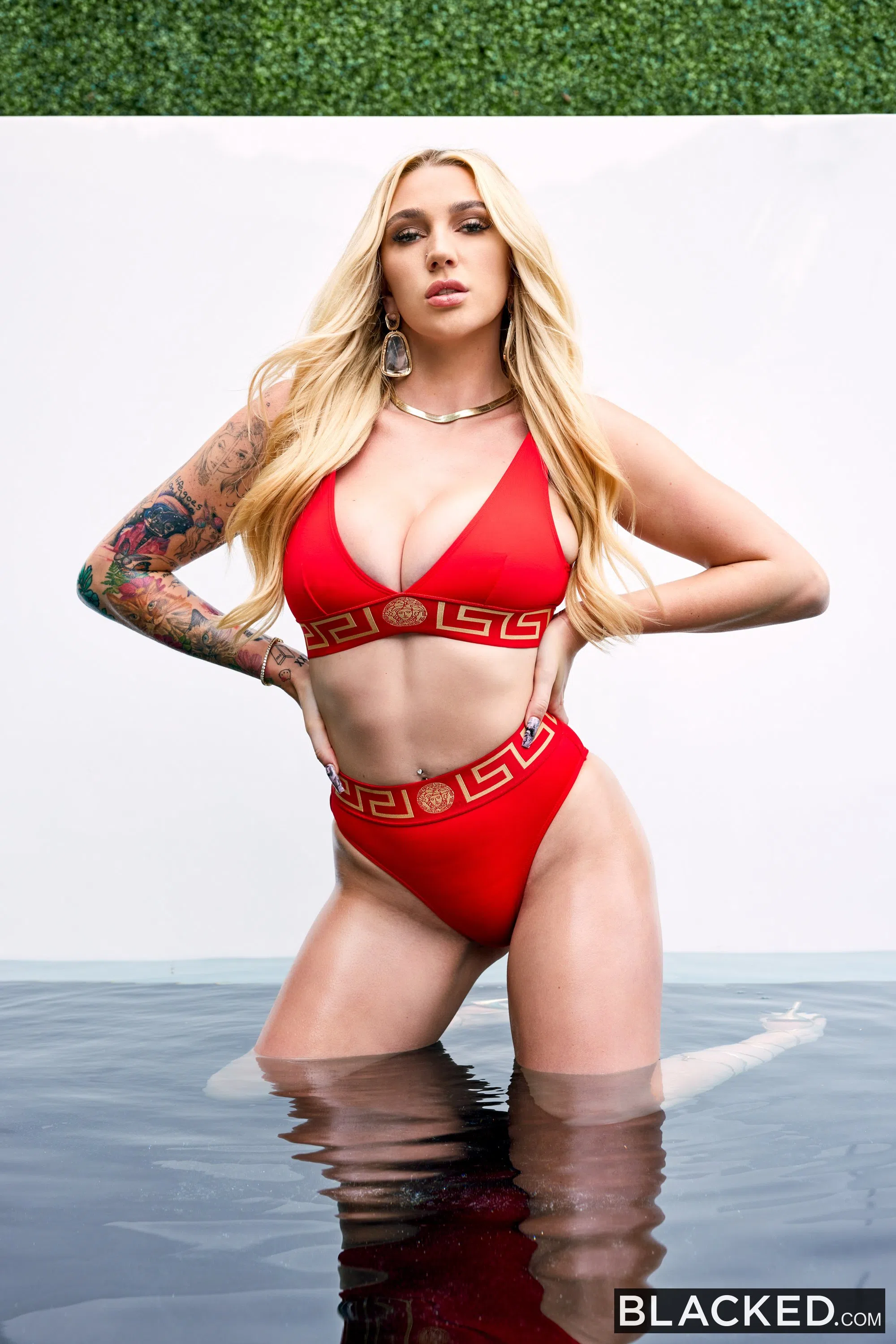 kendra-sunderland-blacked-145529 Of Page 2-6.webp