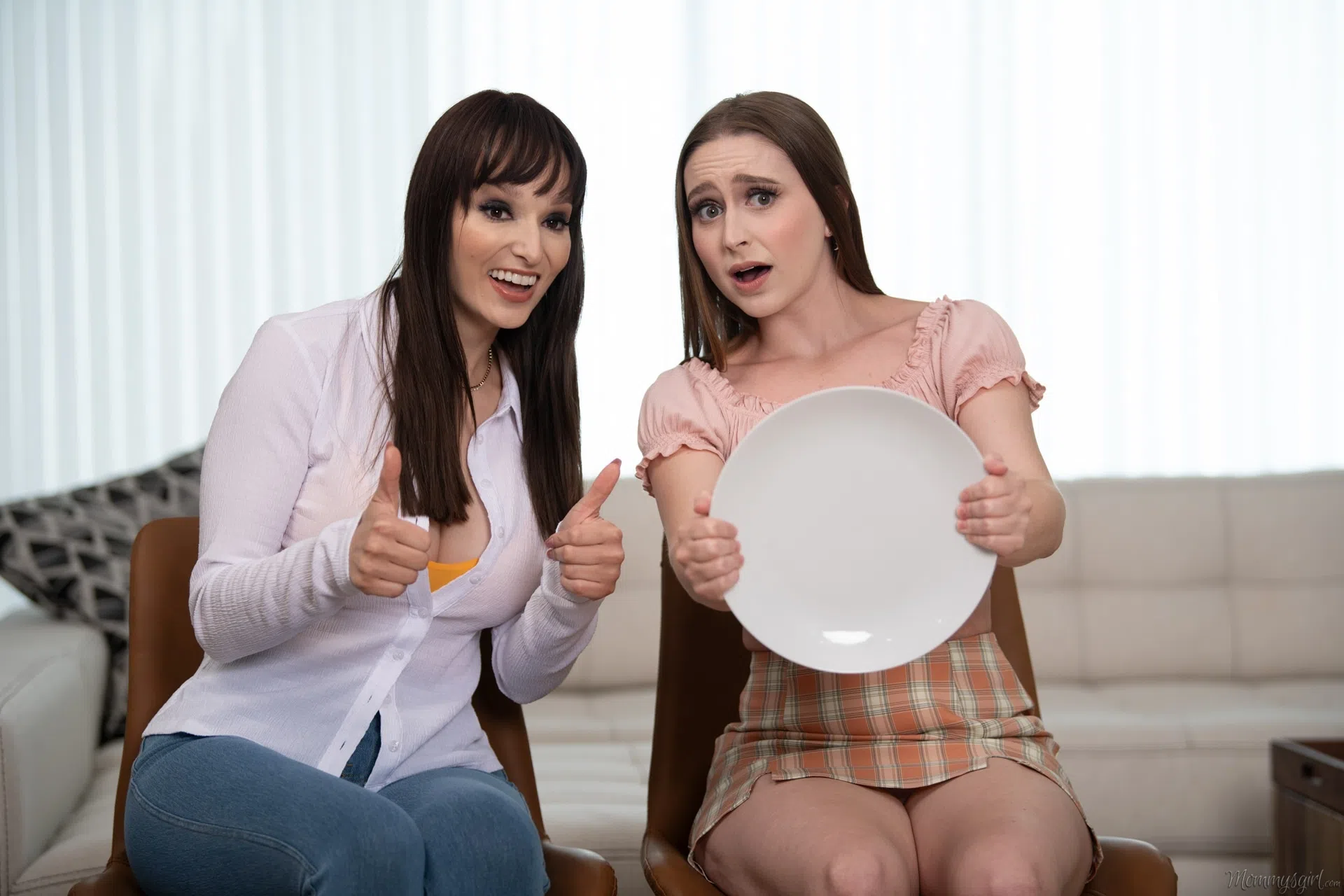 laney-grey-lexi-luna-mommy-s-girl-183365 Of Page 1-4.webp