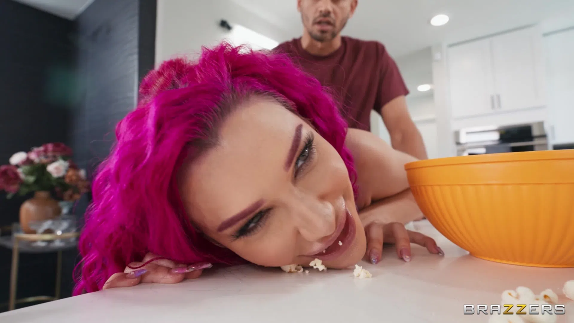 lily-lou-brazzers-195037 Of Page 1-5.webp