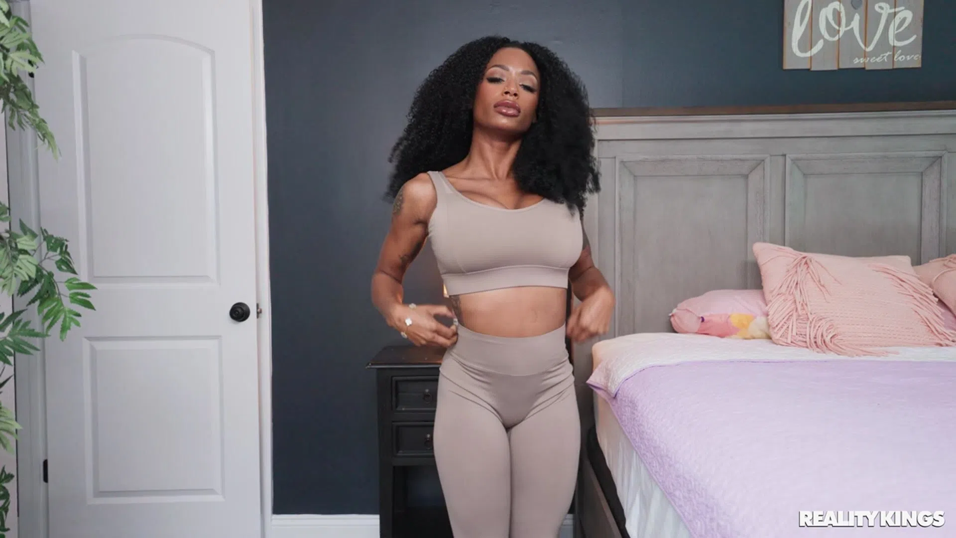 sarai-minx-reality-kings-205330 Of Page 1-3.webp