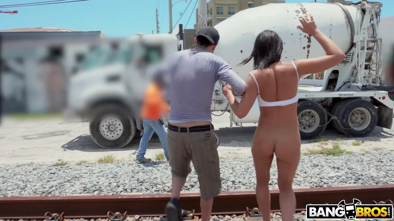 adriana-chechik-public-bang-47647 Of Page 3-15.webp