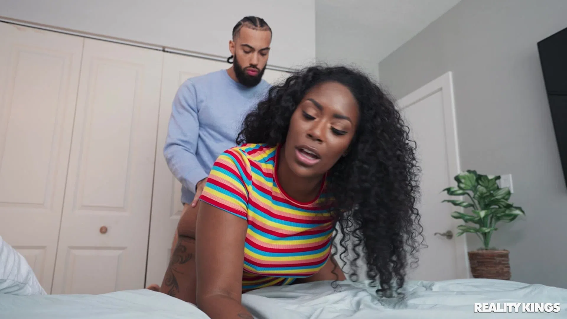 advoree-charlotte-lavish-reality-kings-172033 Of Page 1-1.webp