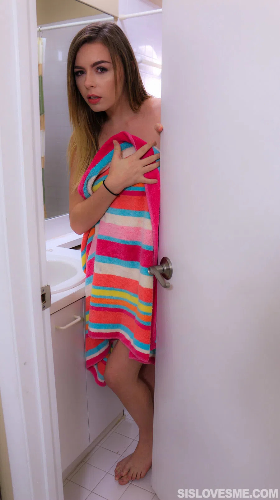 alex-blake-sis-loves-me-23921 Of Page 1-2.webp