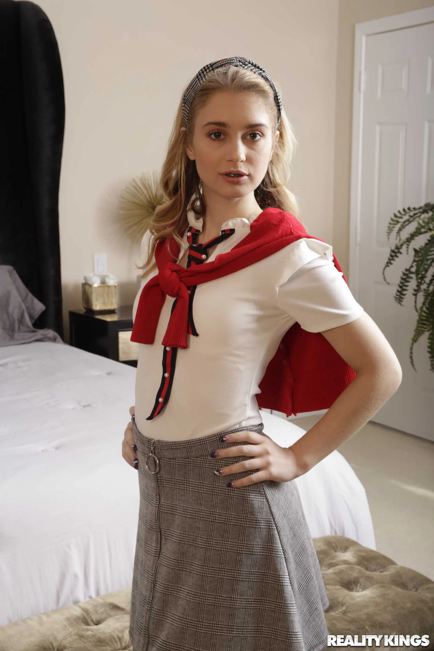 anastasia-knight-teens-love-huge-cocks-64465 Of Page 1-1.webp