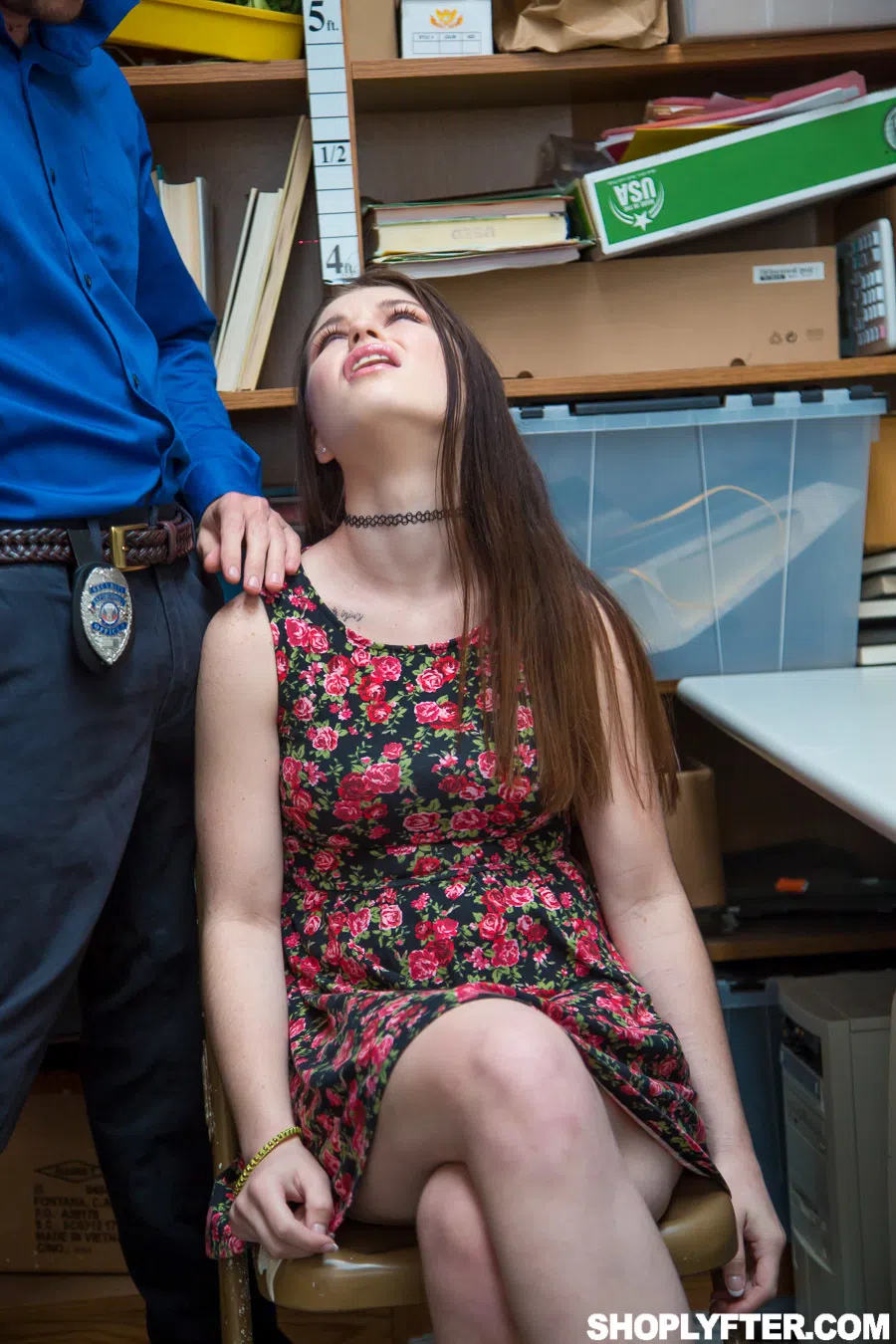 anastasia-rose-shoplyfter-23852 Of Page 1-3.webp
