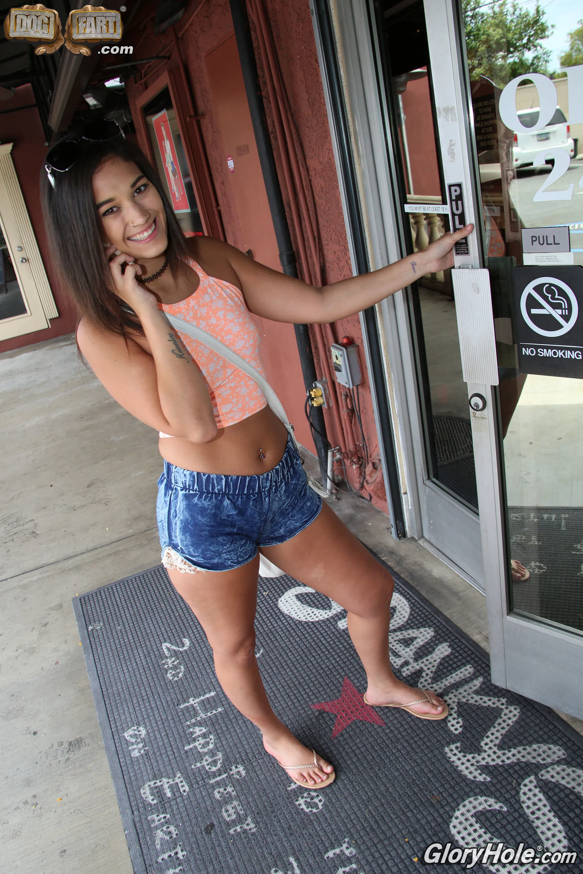 devyn-heart-gloryhole-5335 Of Page 1-2.webp
