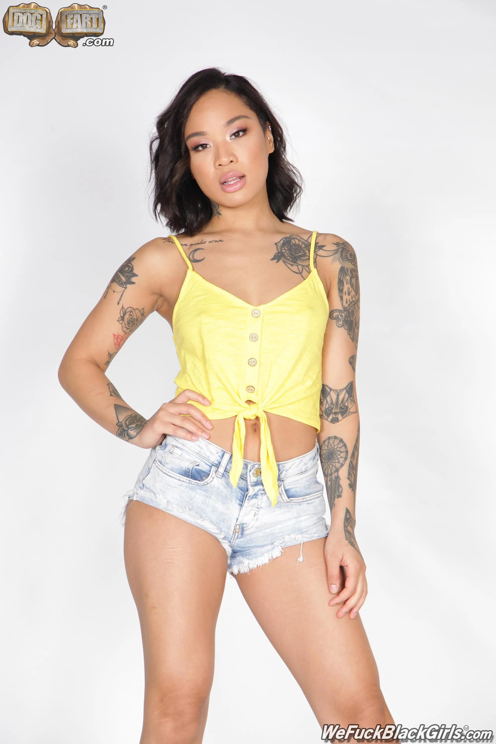 honey-gold-we-fuck-black-girls-65927 Of Page 1-1.webp