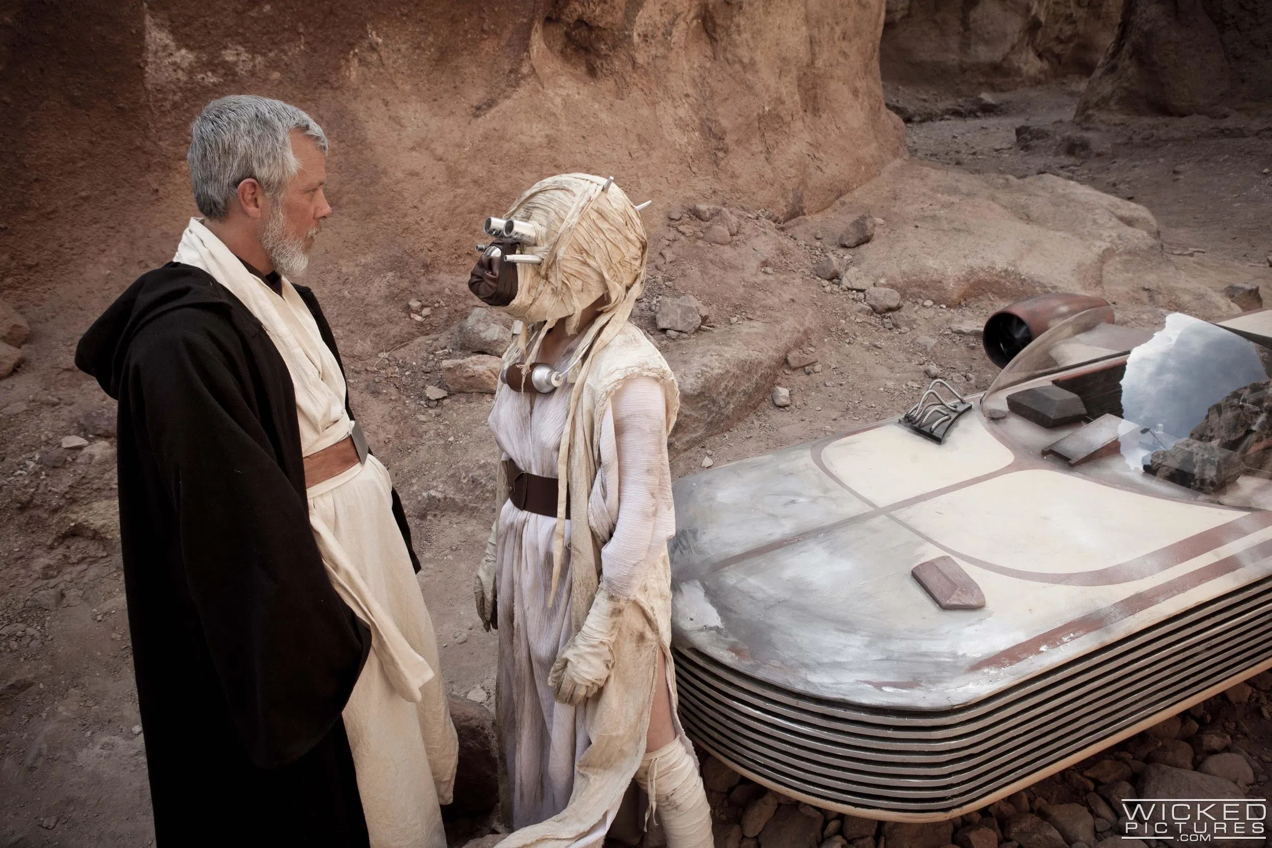 jennifer-white-star-wars-xxx-a-porn-parody-10359 Of Page 1-5.webp