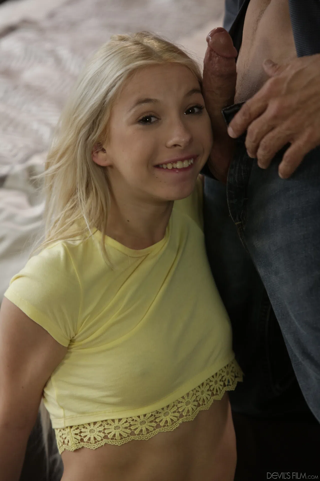 kenzie-reeves-mommy-likes-to-watch-02-36272 Of Page 1-3.webp