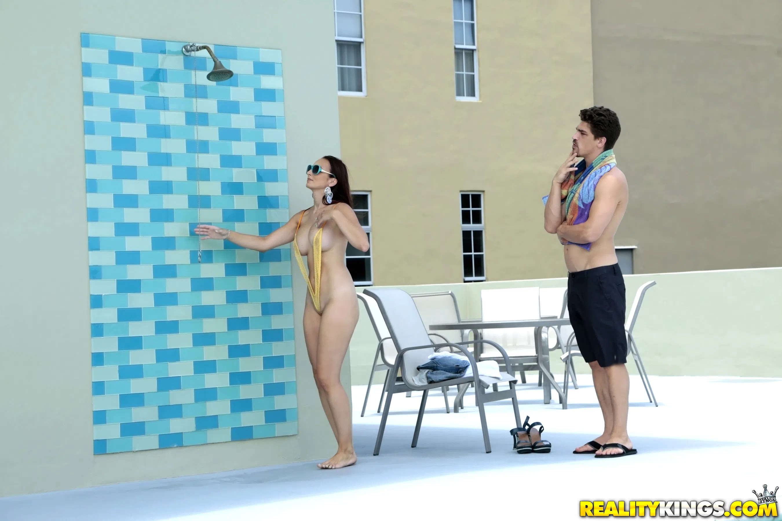 lexi-luna-milf-hunter-19139 Of Page 1-1.webp