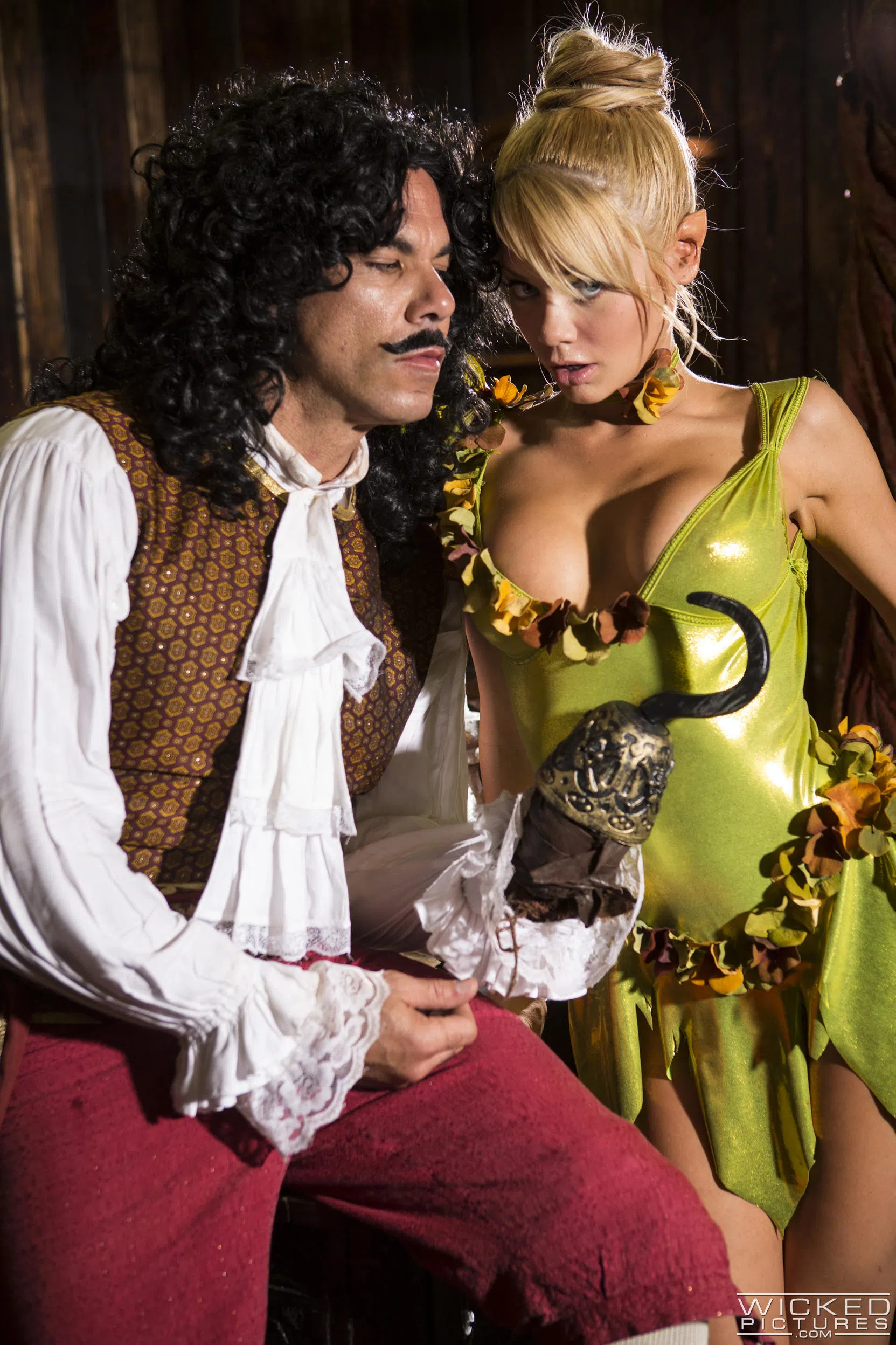 riley-steele-peter-pan-xxx-an-axel-braun-parody-7500 Of Page 2-6.webp