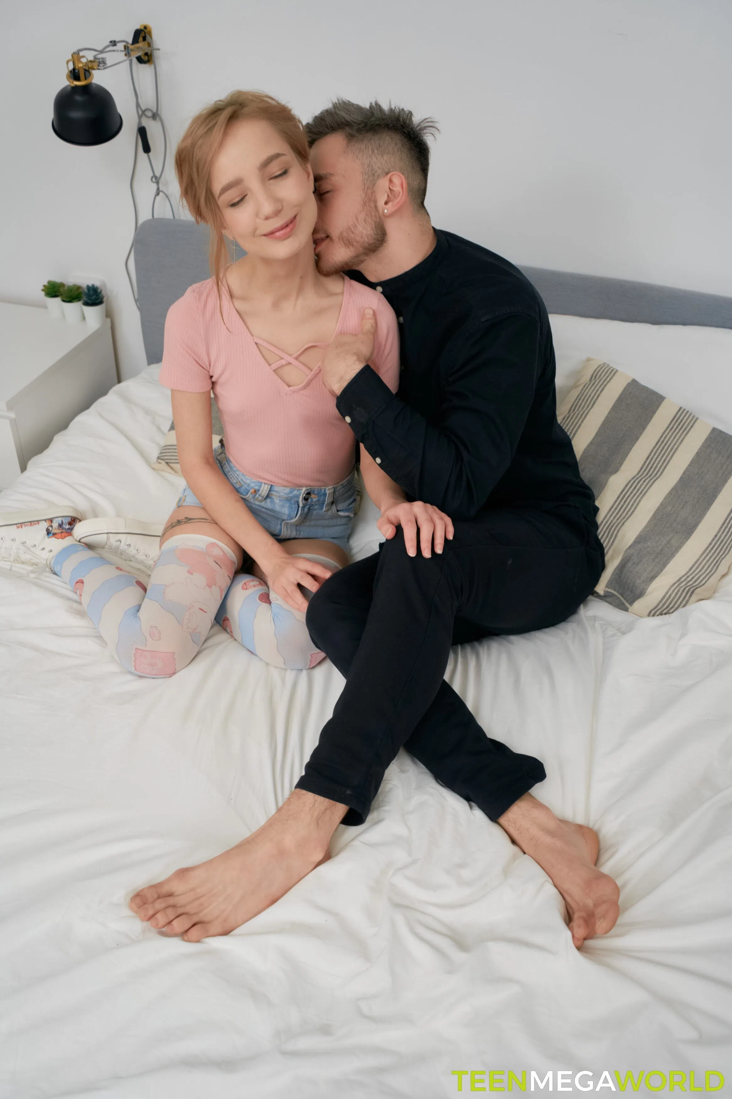 tea-mint-raw-couples-136173 Of Page 1-1.webp