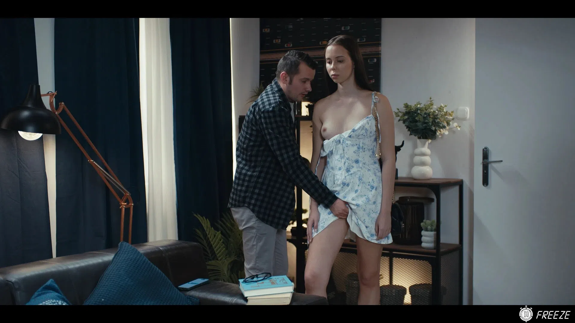 alice-ross-freeze-xxx-187219 Of Page 1-3.webp