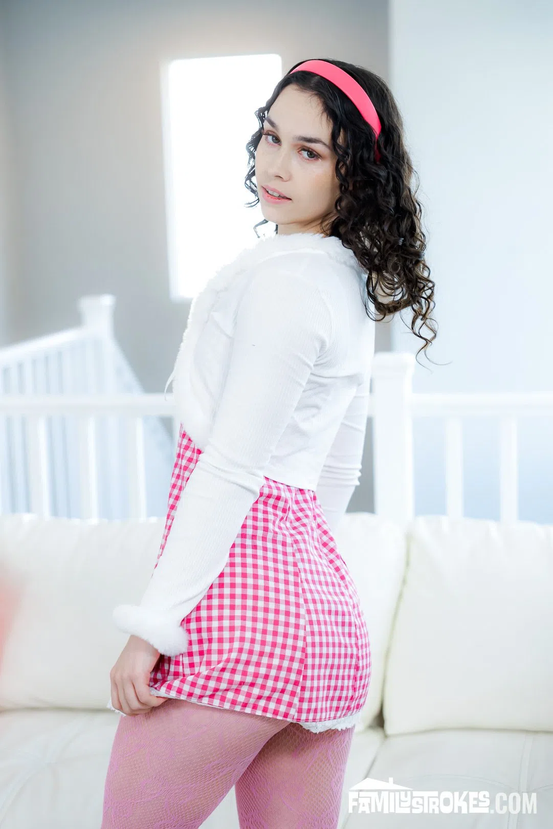 alina-voss-sis-loves-me-203945 Of Page 1-2.webp