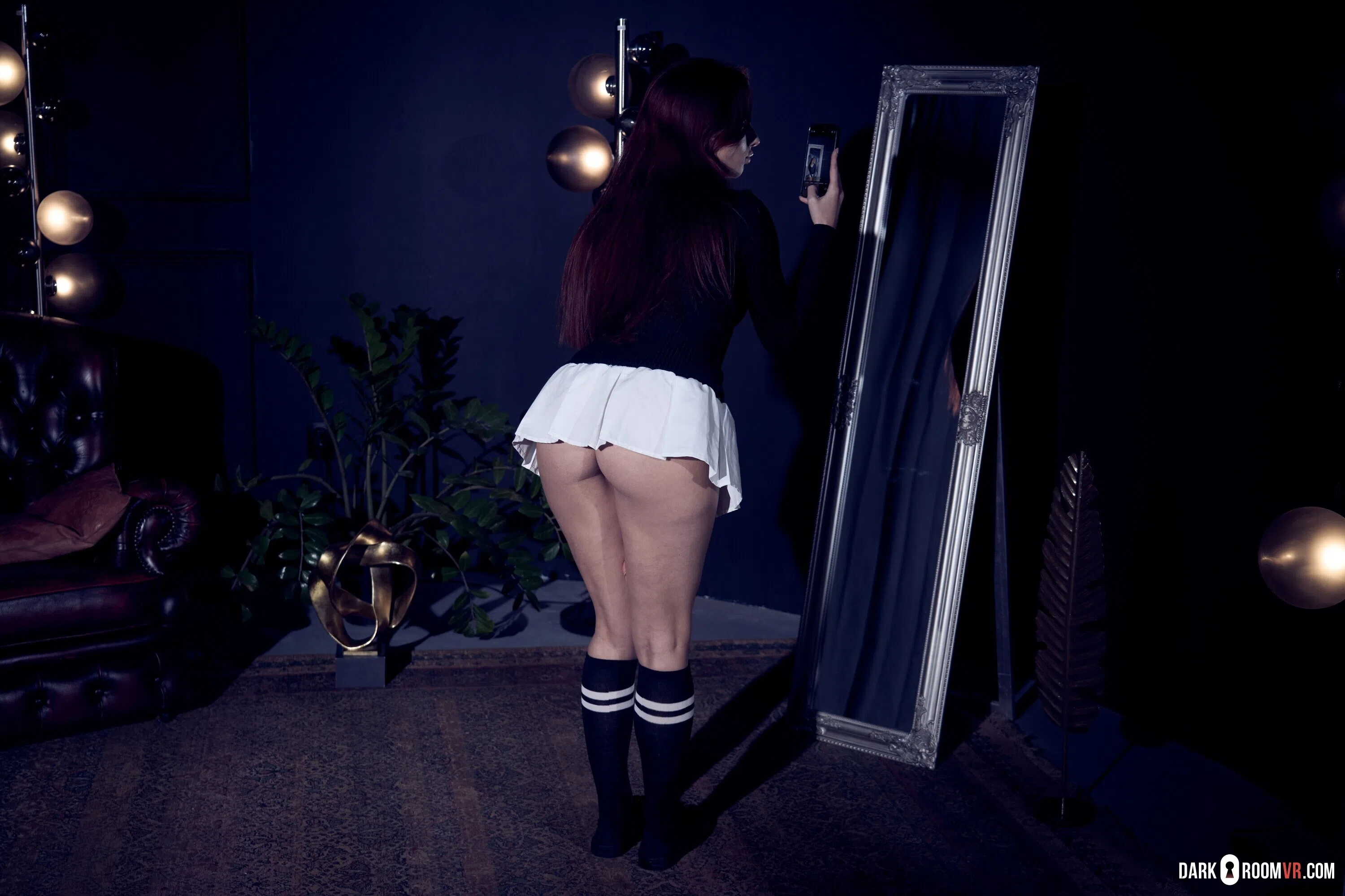 audrey-reid-dark-room-vr-191274 Of Page 1-2.webp