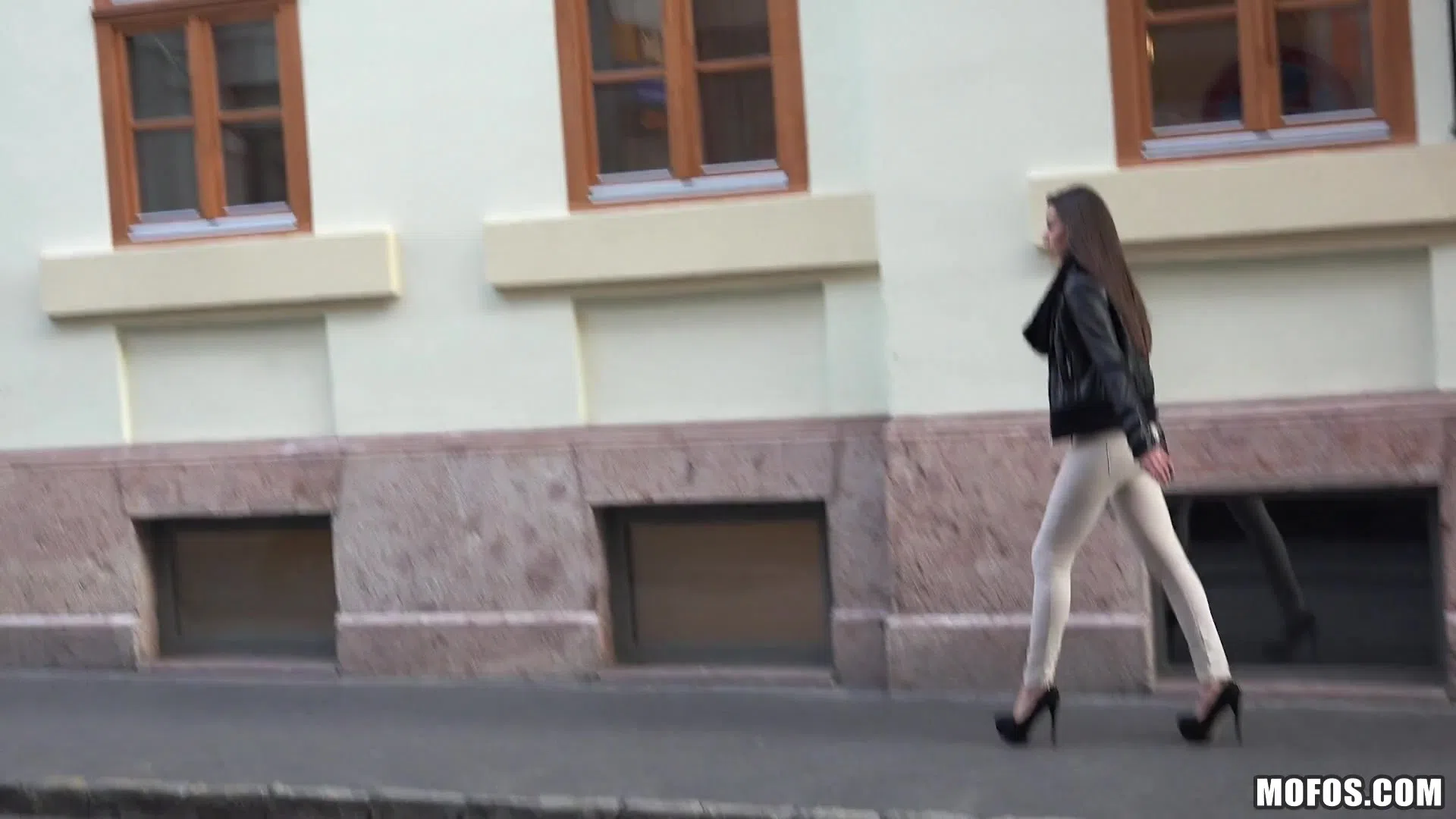carla-cross-public-pick-ups-10311 Of Page 1-1.webp