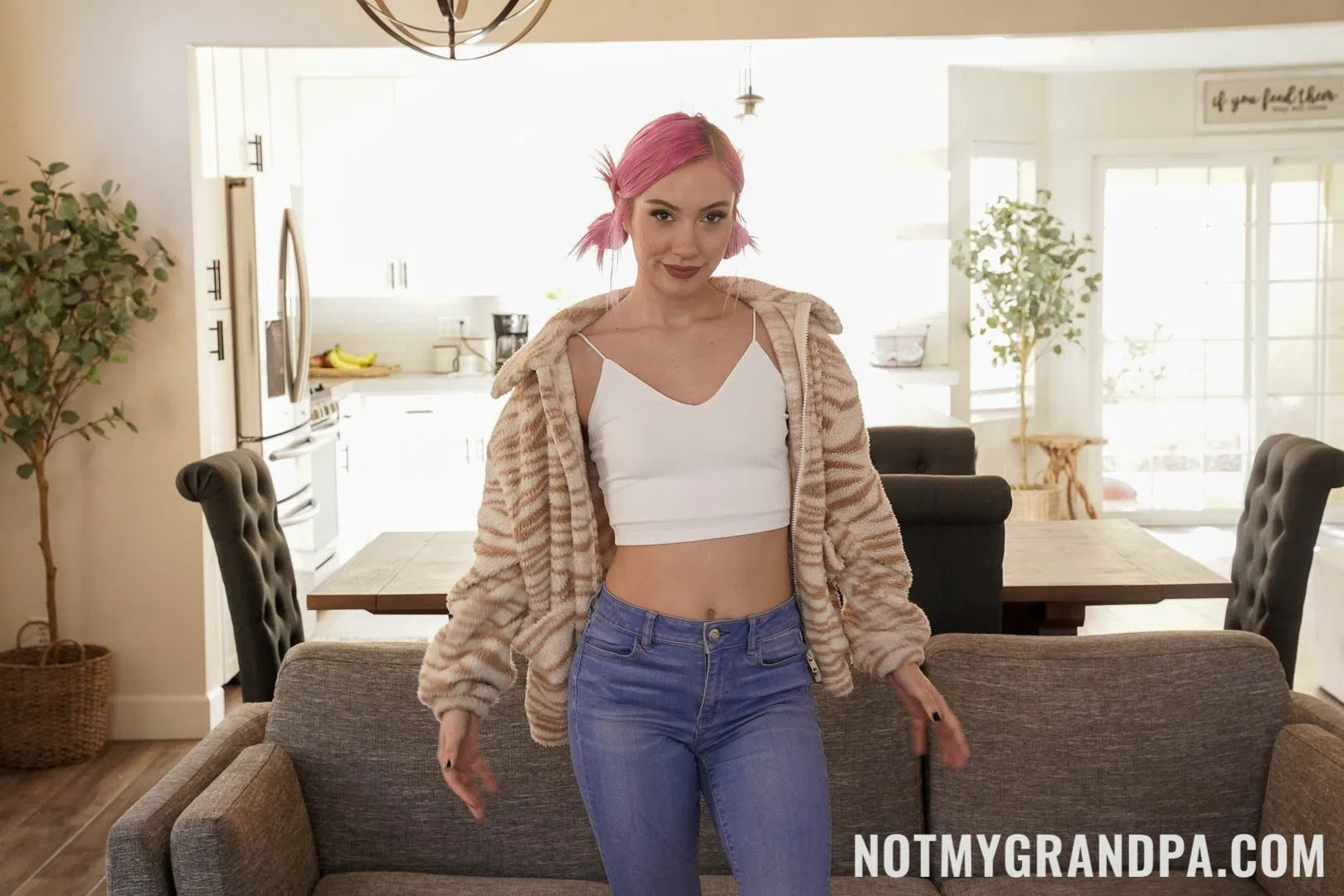 jazmin-luv-not-my-grandpa-133545 Of Page 1-1.webp