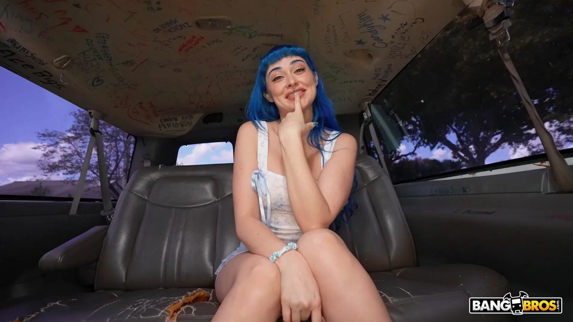 jewelz-blu-bangbus-204207 Of Page 1-1.webp