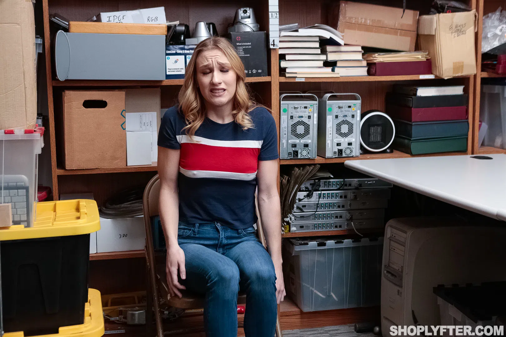kasey-miller-shoplyfter-54537 Of Page 1-1.webp