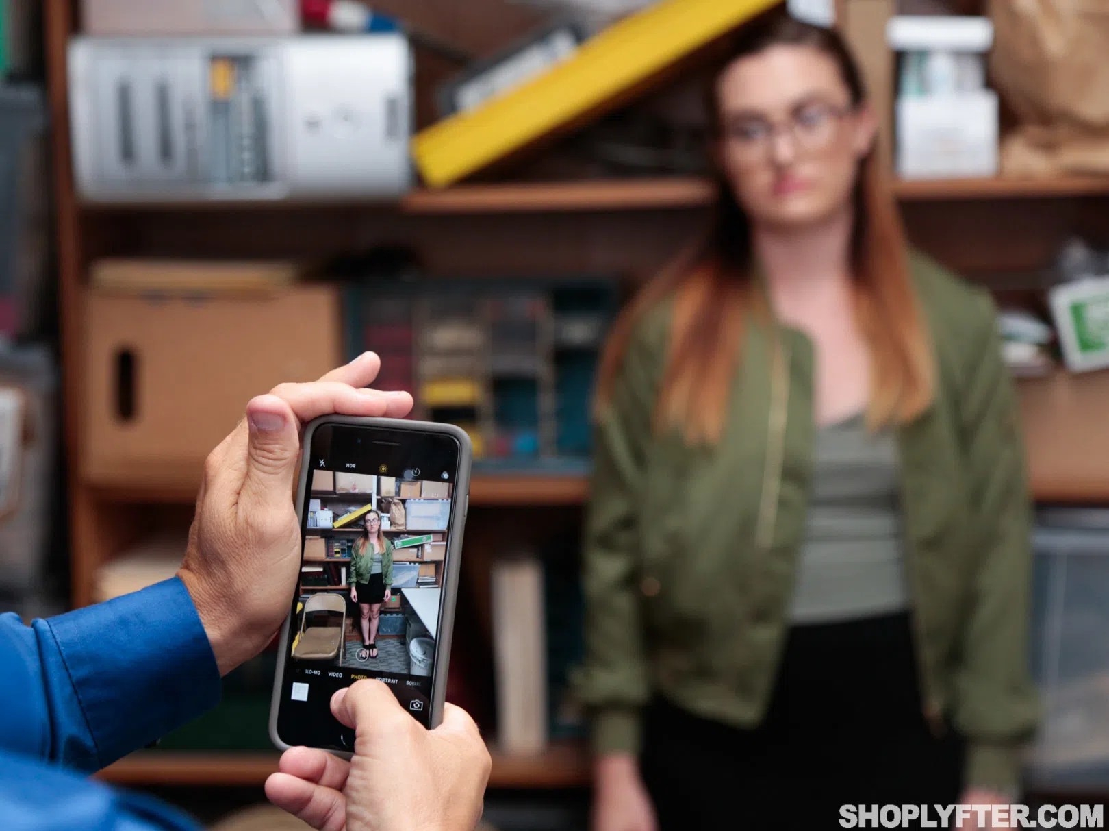 kat-monroe-shoplyfter-31876 Of Page 1-2.webp