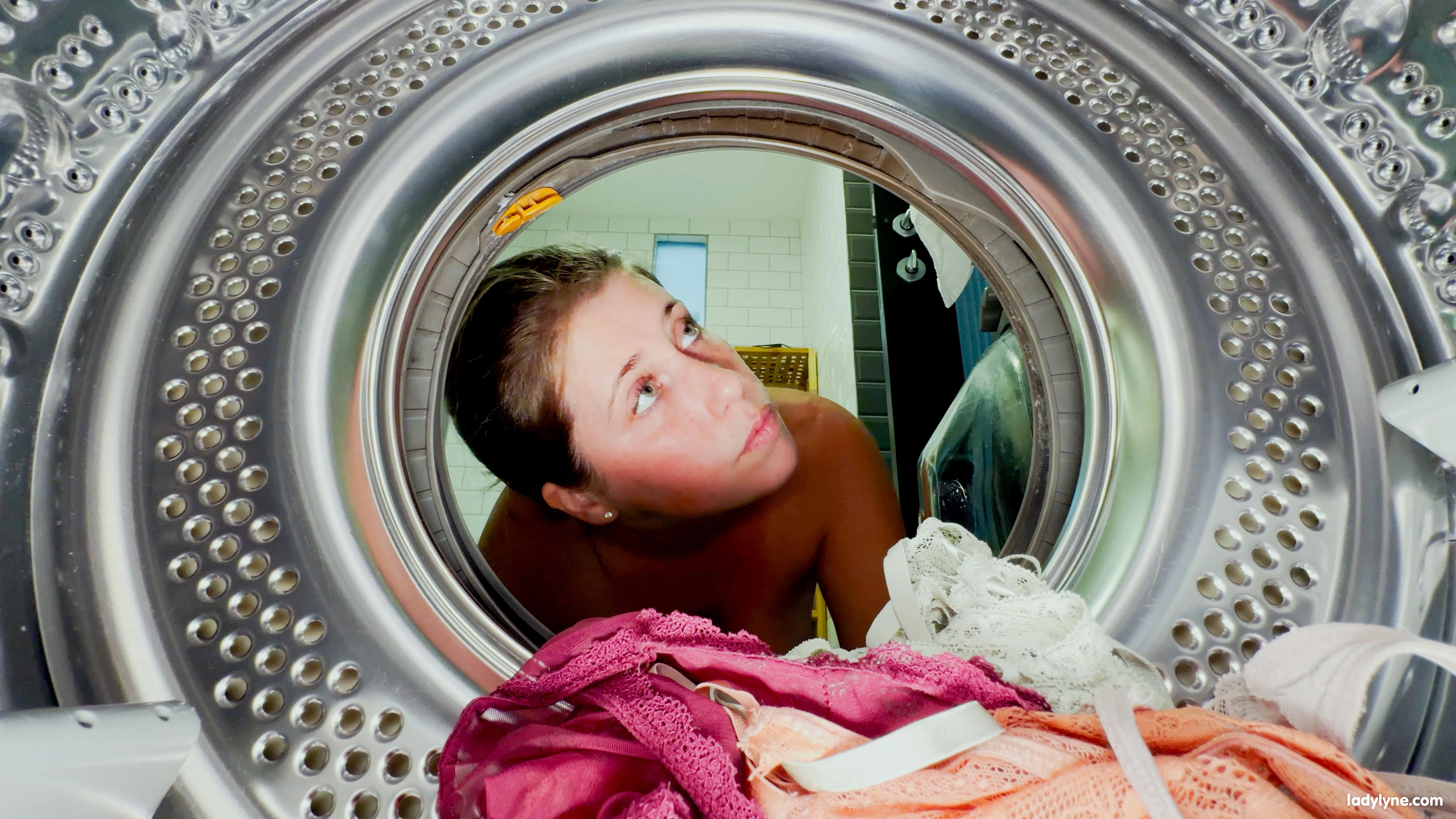 lady-lyne-andy-washingmachine-buda-178989 Of Page 2-6.webp