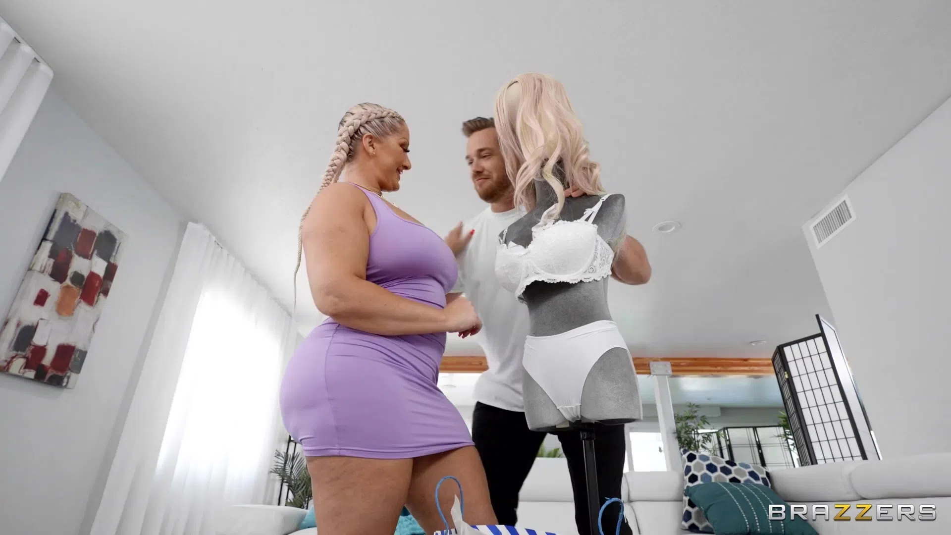 mz-dani-brazzers-exxtra-102382 Of Page 1-1.webp
