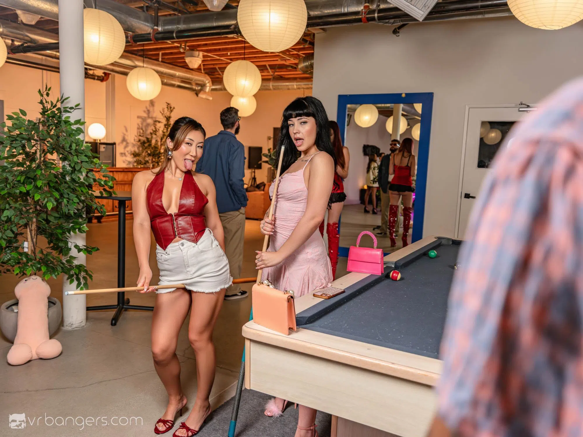 nicole-doshi-beca-barbie-vr-bangers-205571 Of Page 1-1.webp