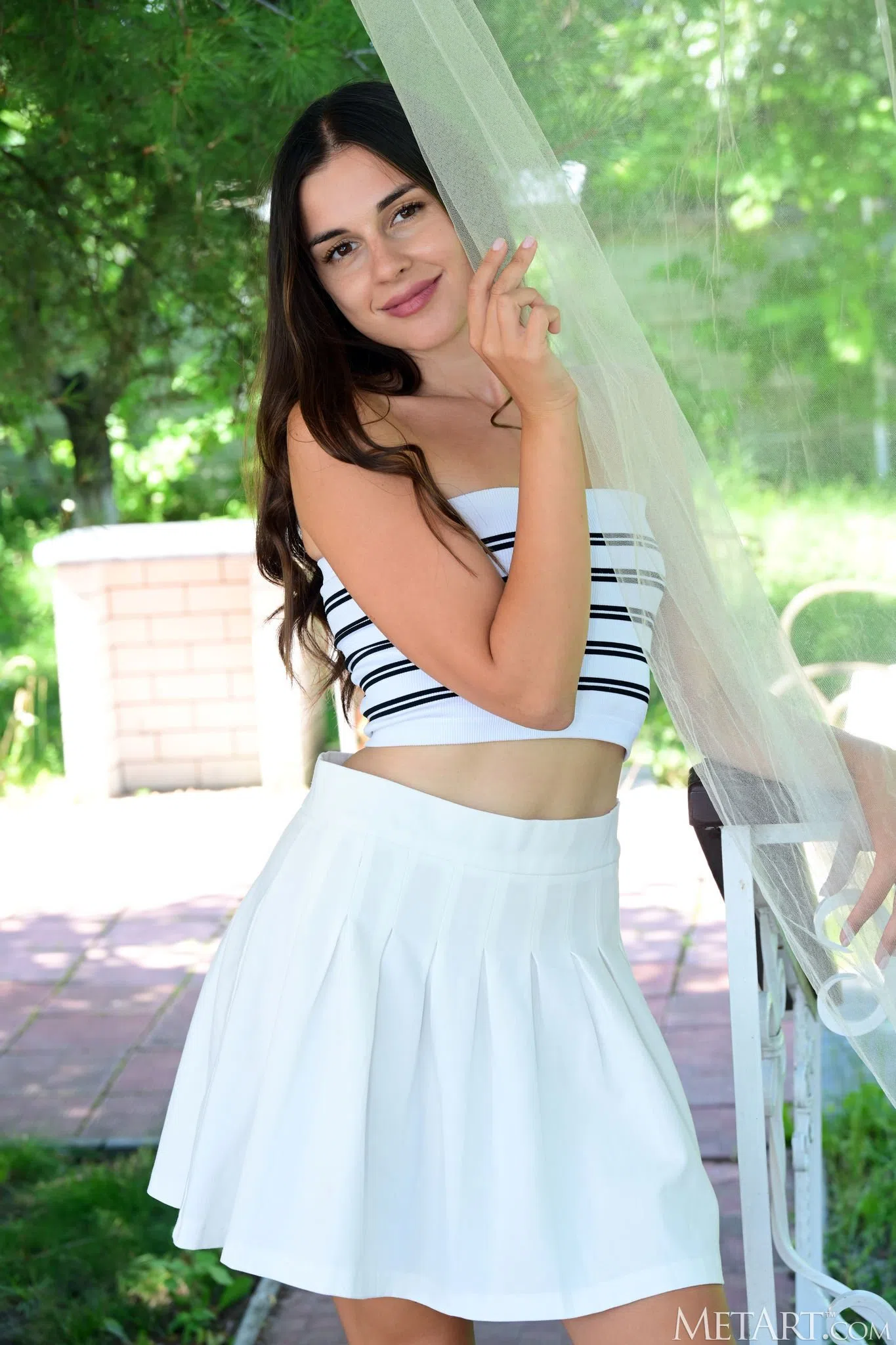 alina-metart-203364 Of Page 1-1.webp