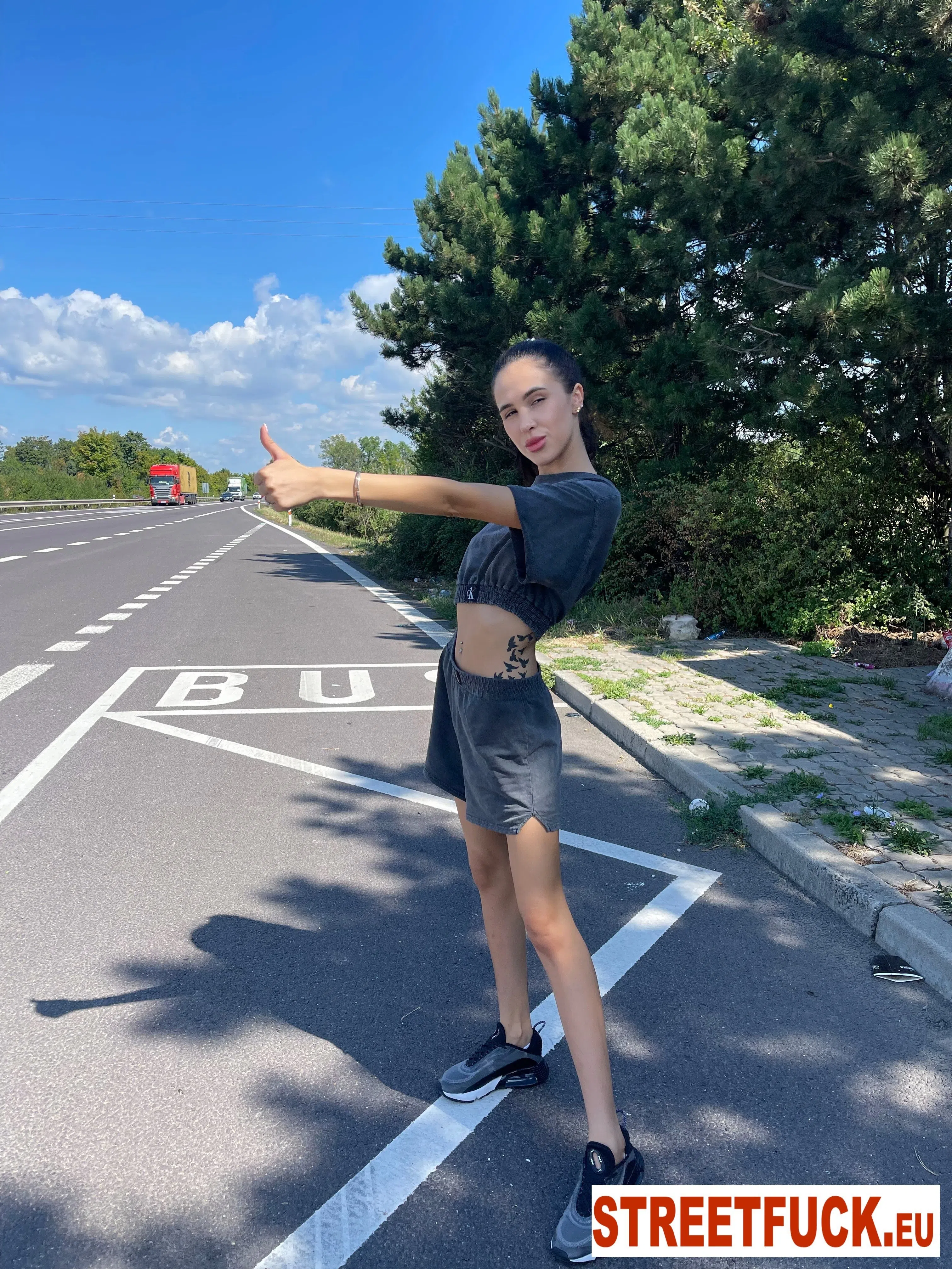 alyssa-bounty-street-fuck-159022 Of Page 1-1.webp