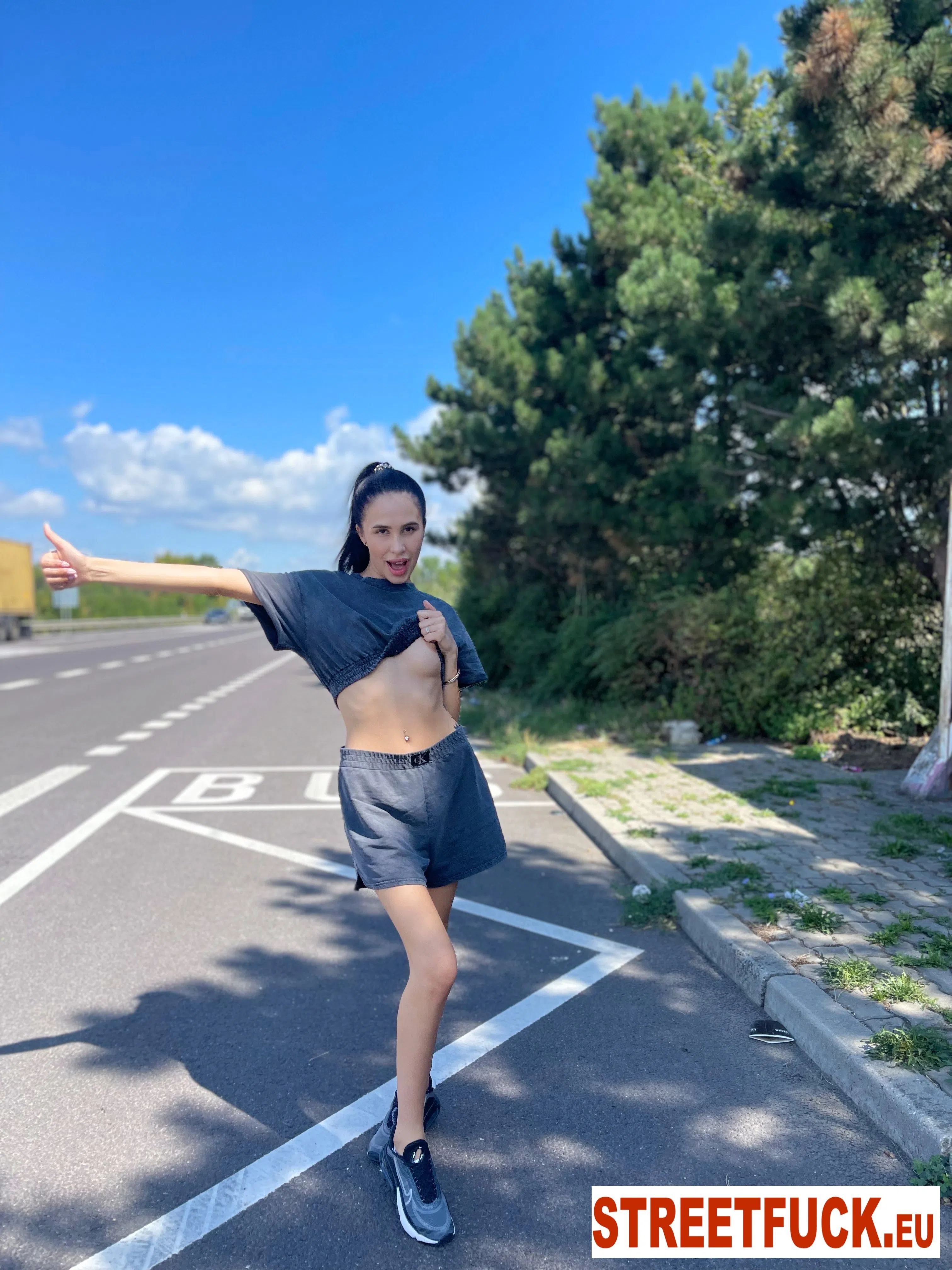 alyssa-bounty-street-fuck-159022 Of Page 1-2.webp