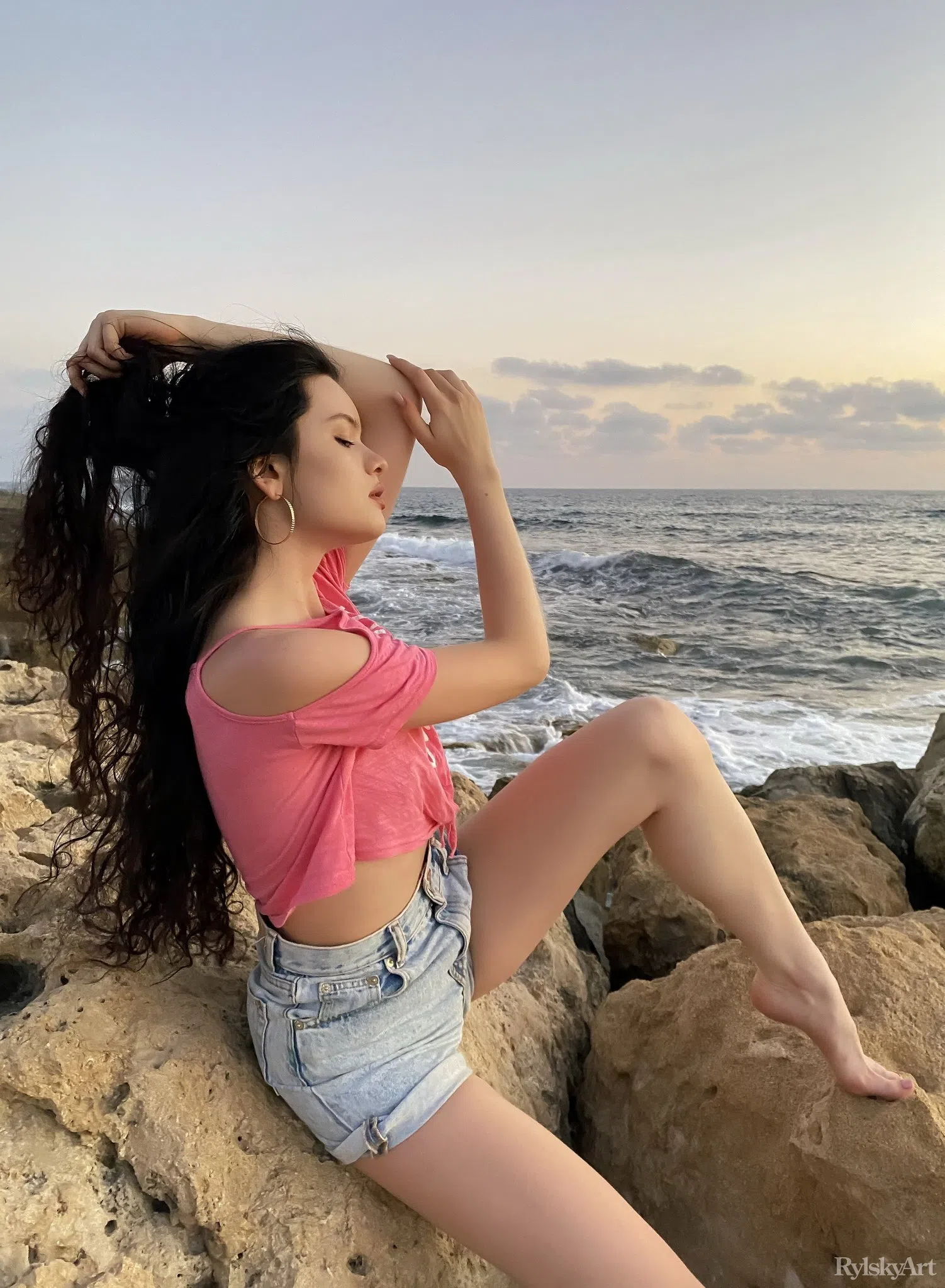 ariana-mun-rylsky-art-125445 Of Page 1-1.webp