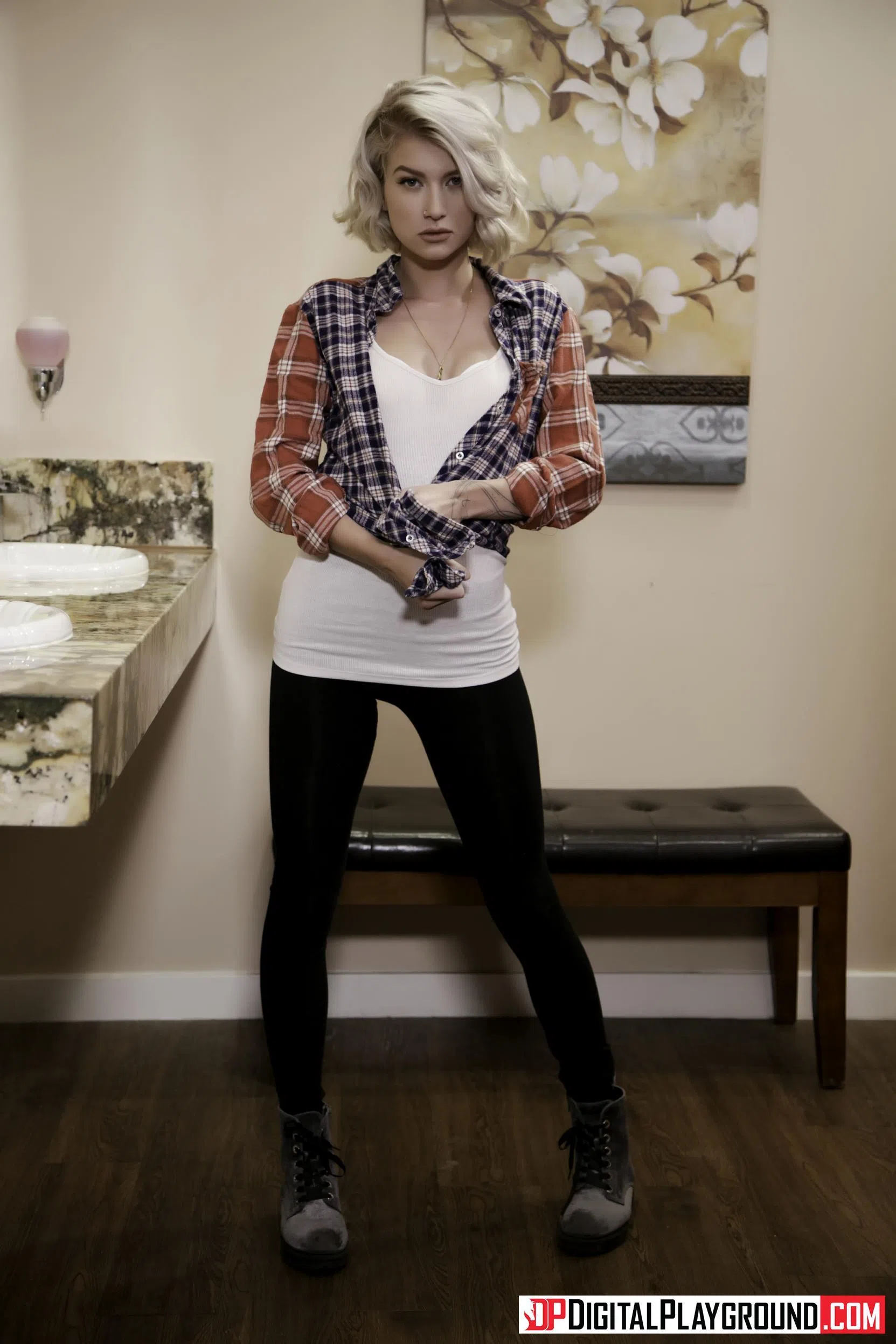 arya-fae-highway-home-44743 Of Page 1-1.webp