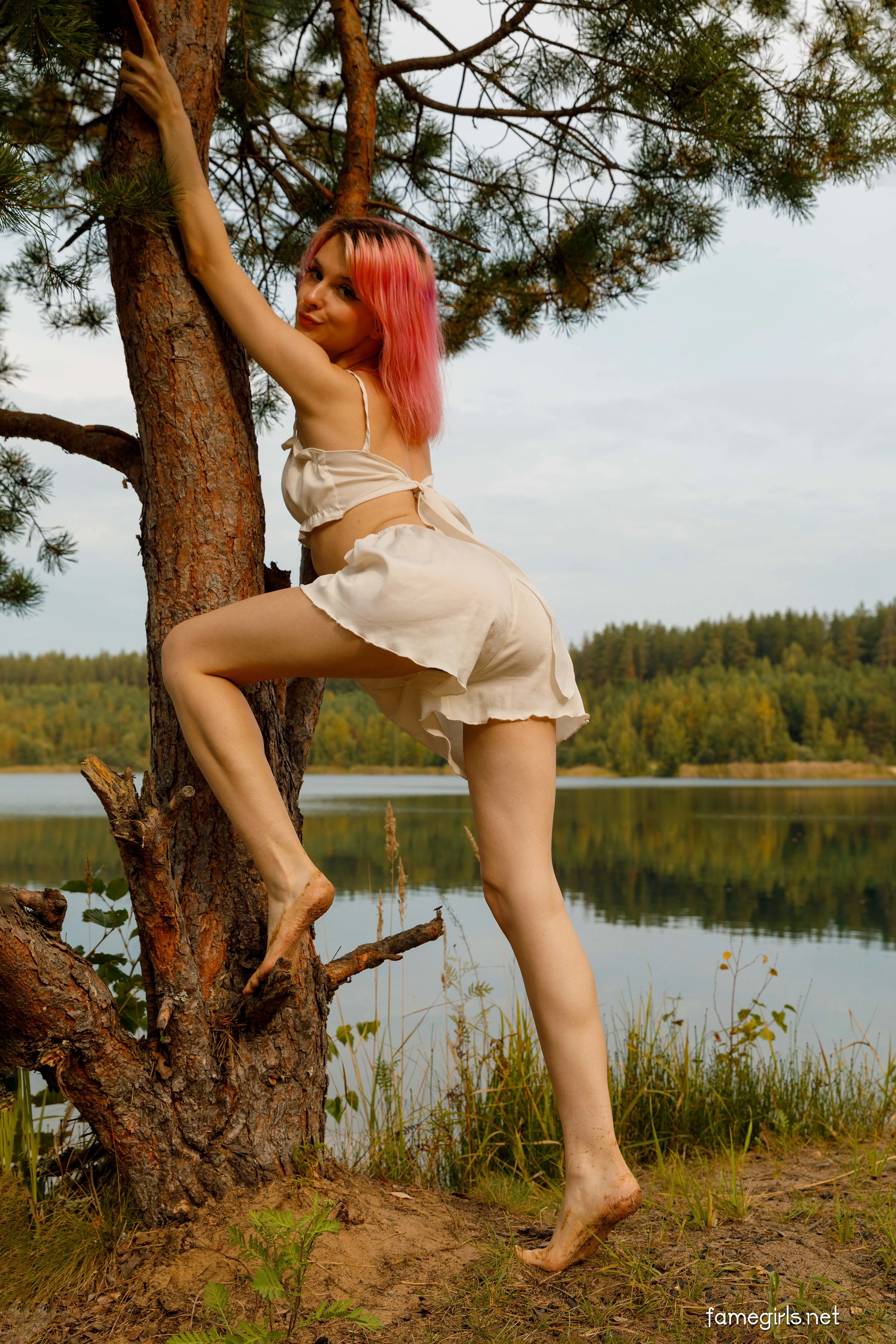 ashley-fame-girls-182317 Of Page 1-2.webp