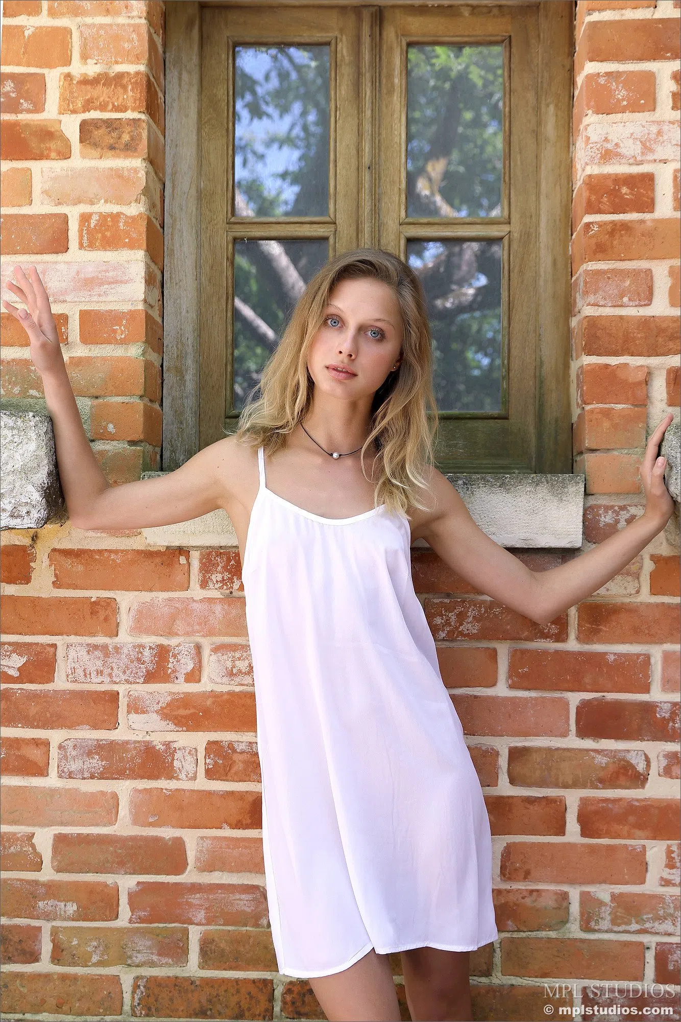 clarice-mpl-studios-70951 Of Page 1-1.webp