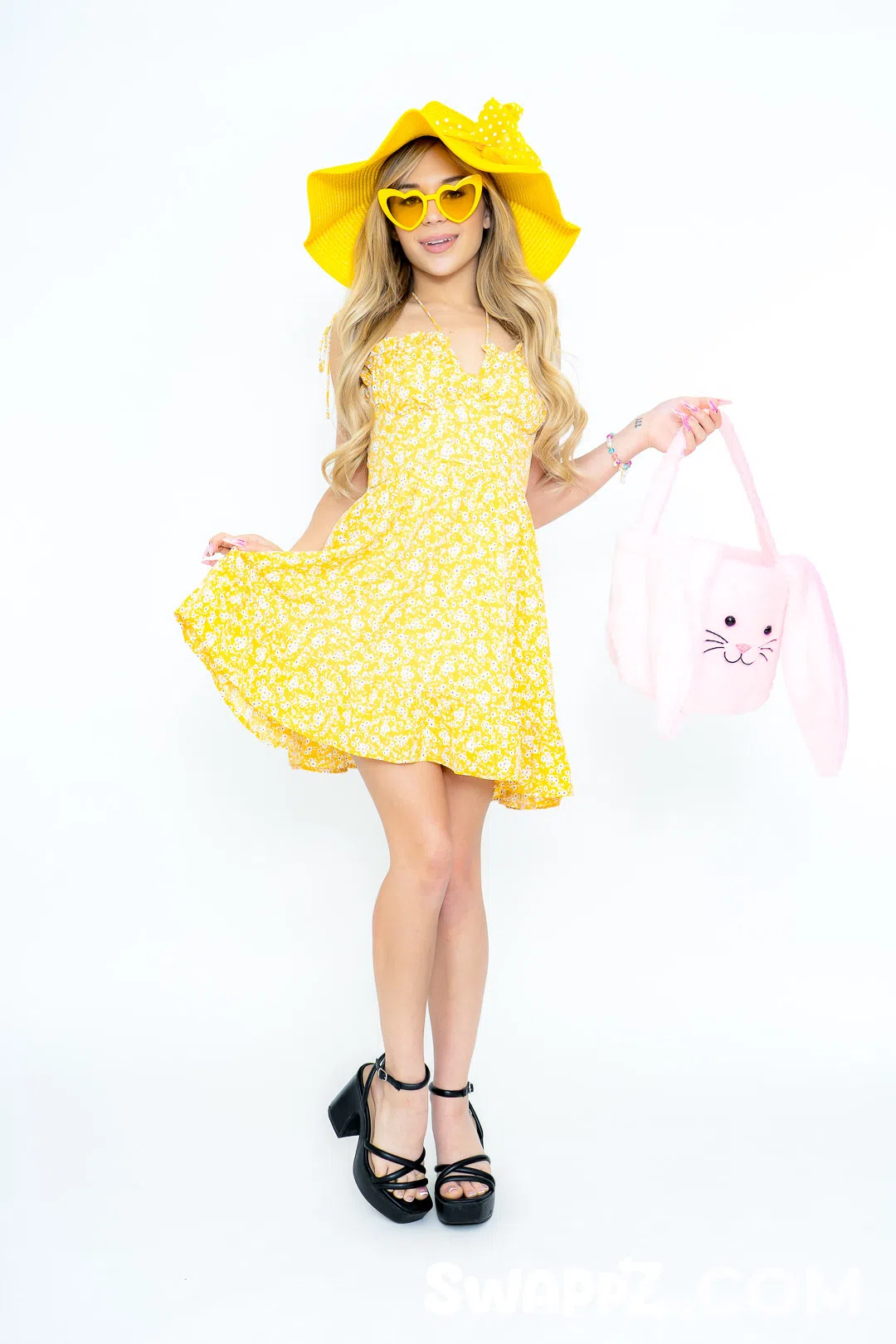 coco-lovelock-aria-valencia-sis-swap-185542 Of Page 2-10.webp
