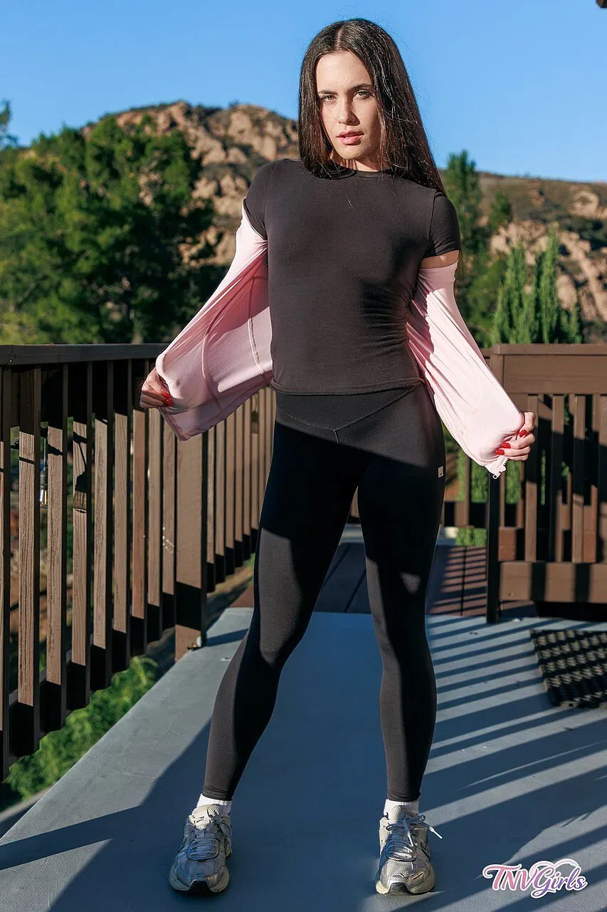daisy-pheonix-tnv-girls-202849 Of Page 1-4.webp