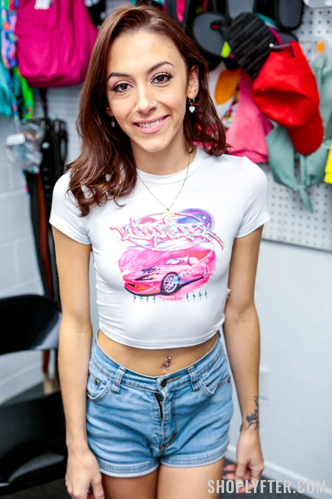 dani-blu-shoplyfter-149462 Of Page 1-1.webp