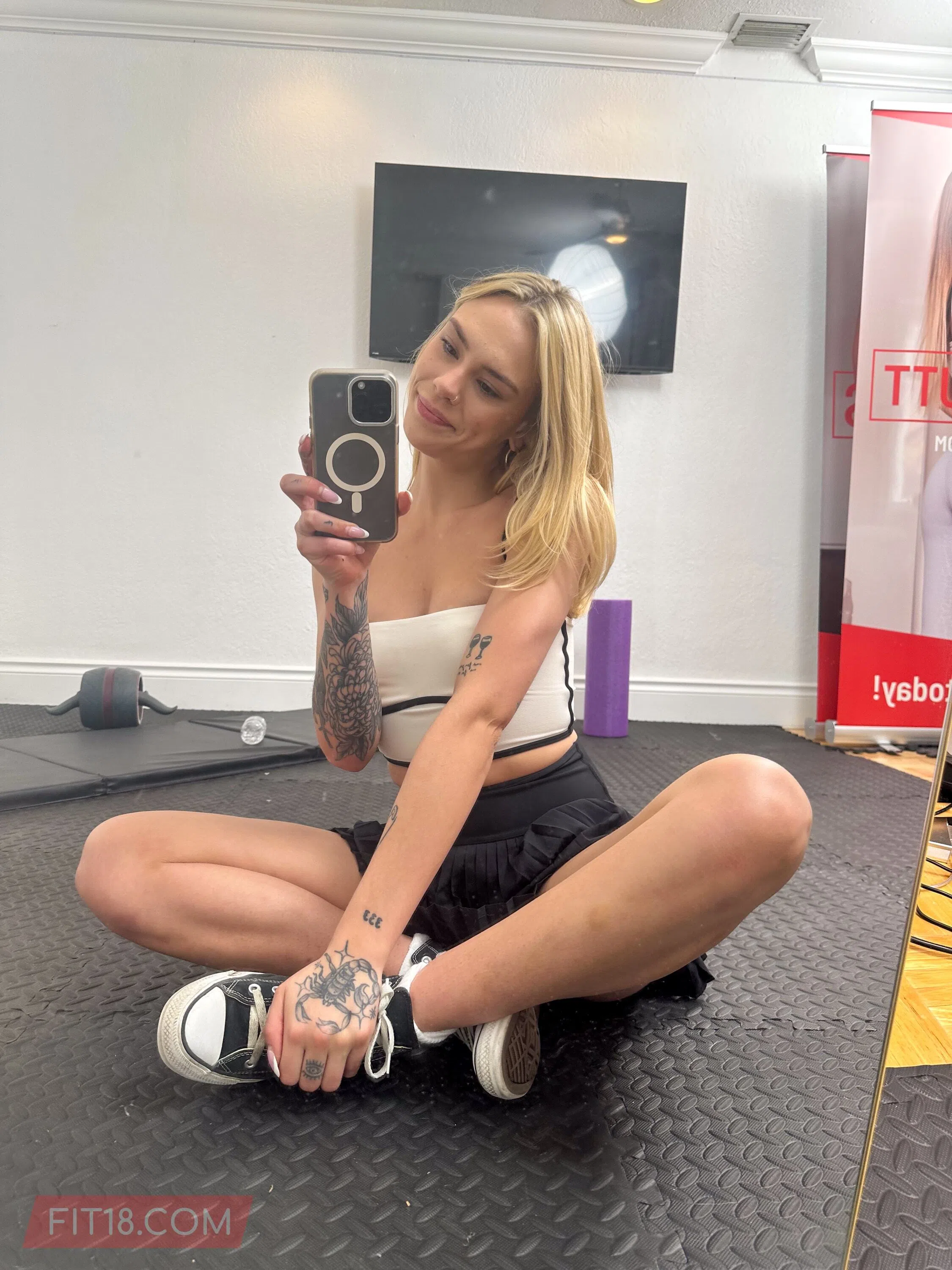 dylan-moore-fit-18-163311 Of Page 3-11.webp