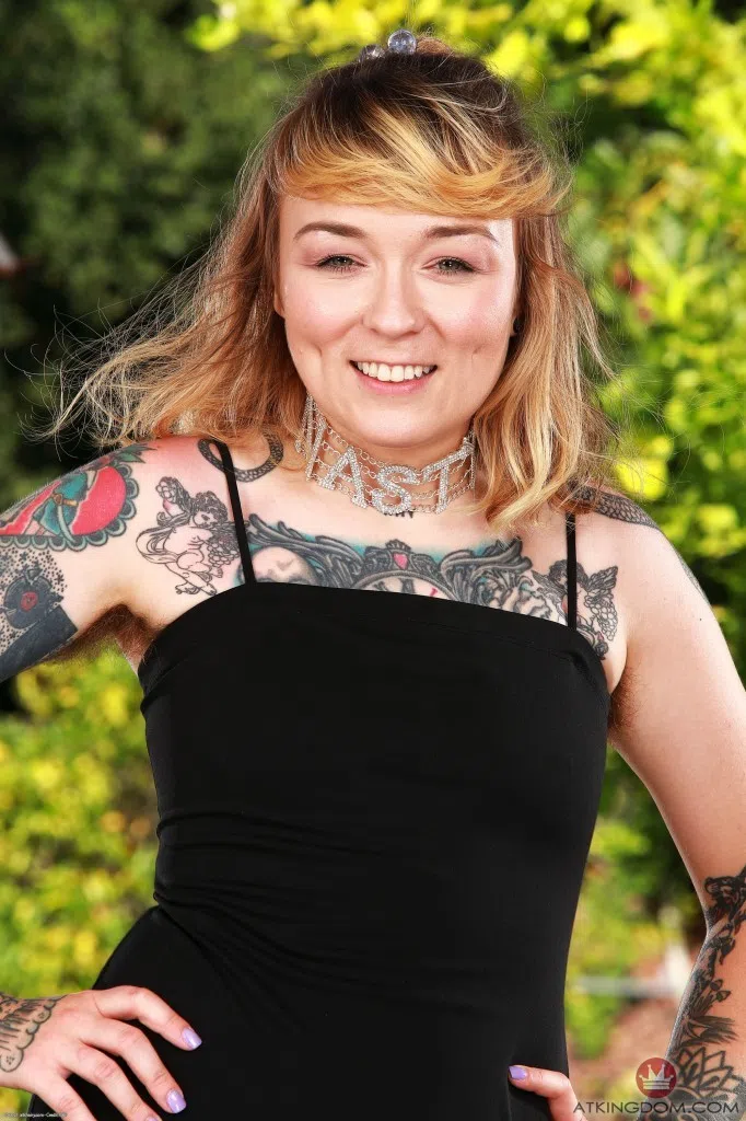felicia-fisher-atk-hairy-106220 Of Page 1-2.webp