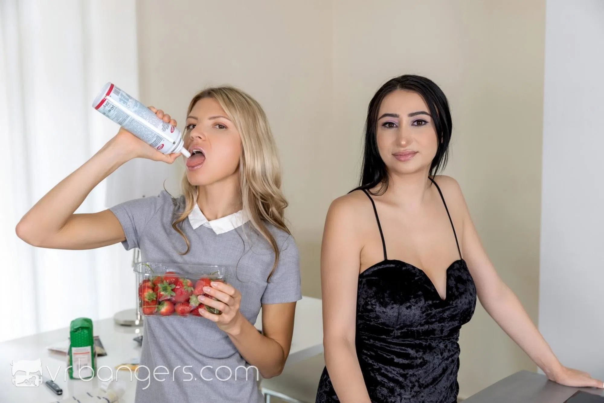 gina-gerson-vr-bangers-107600 Of Page 1-2.webp